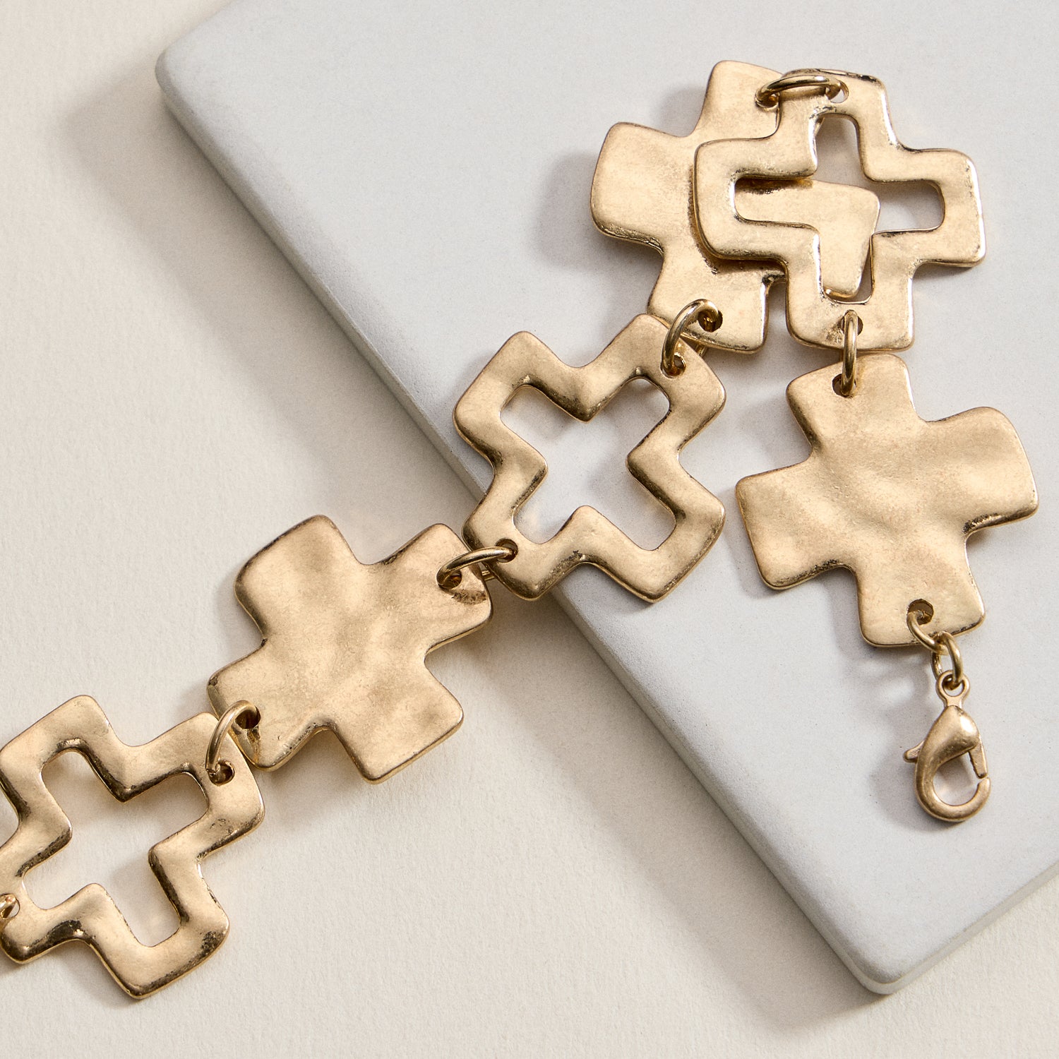 Hammered Cross Link Chain Bracelet – Gold, Silver & Two-Tone Faith Jewelry - Frem