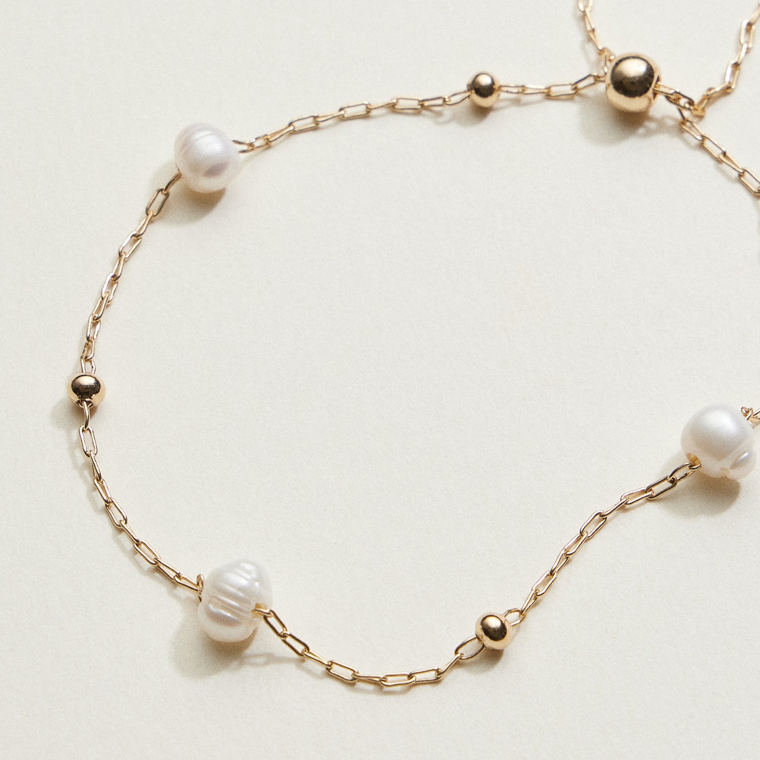 Freshwater Pearl Orbit Bolo Bracelet | Pearl Jewelry
