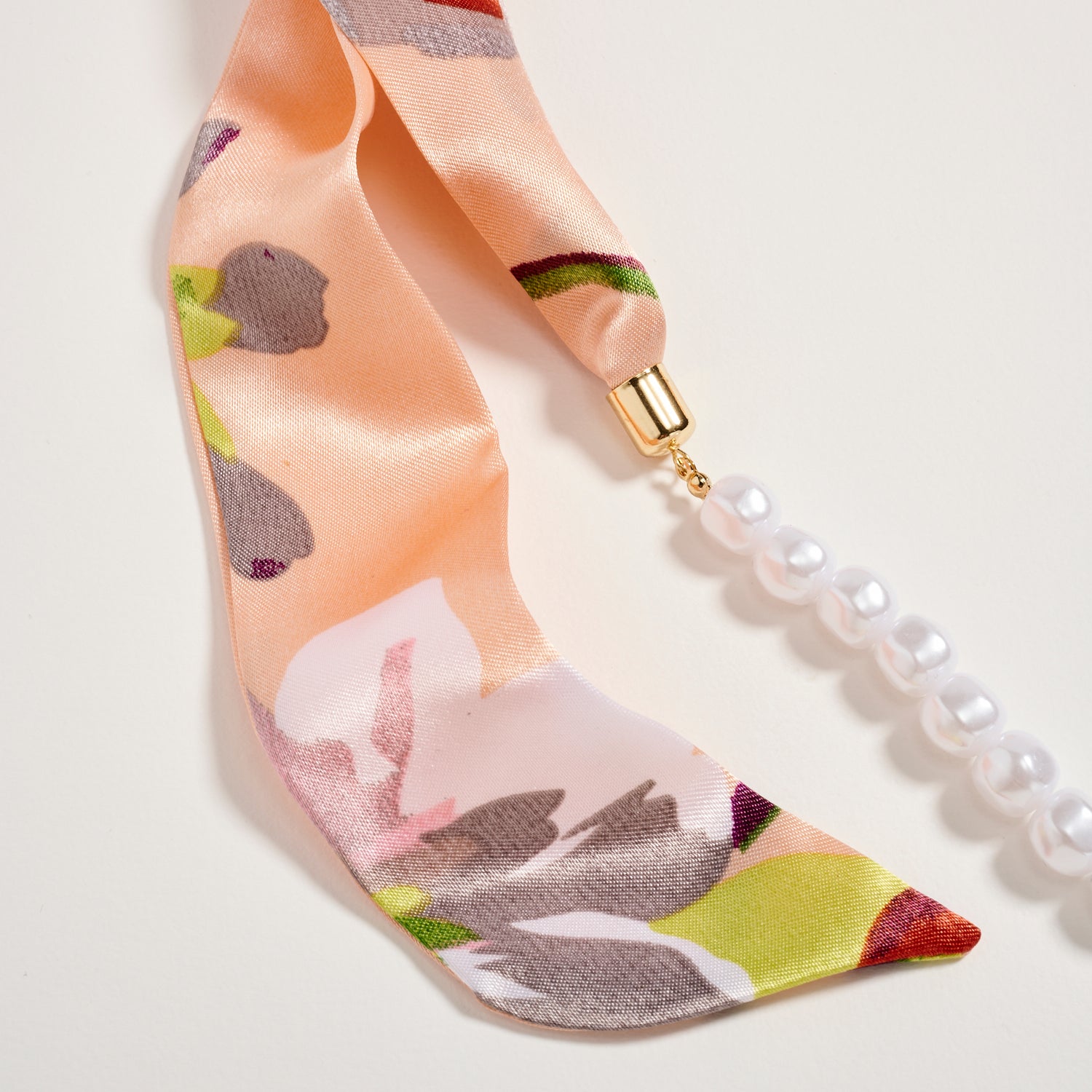 Peach Floral Scarf Pearl Necklace – Silk Tie Statement Necklace with Classic White Pearls - Frem