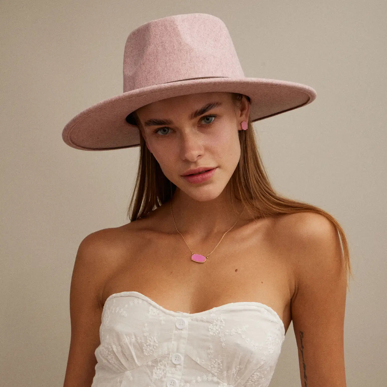 Druzy Stone Charm Short Necklace