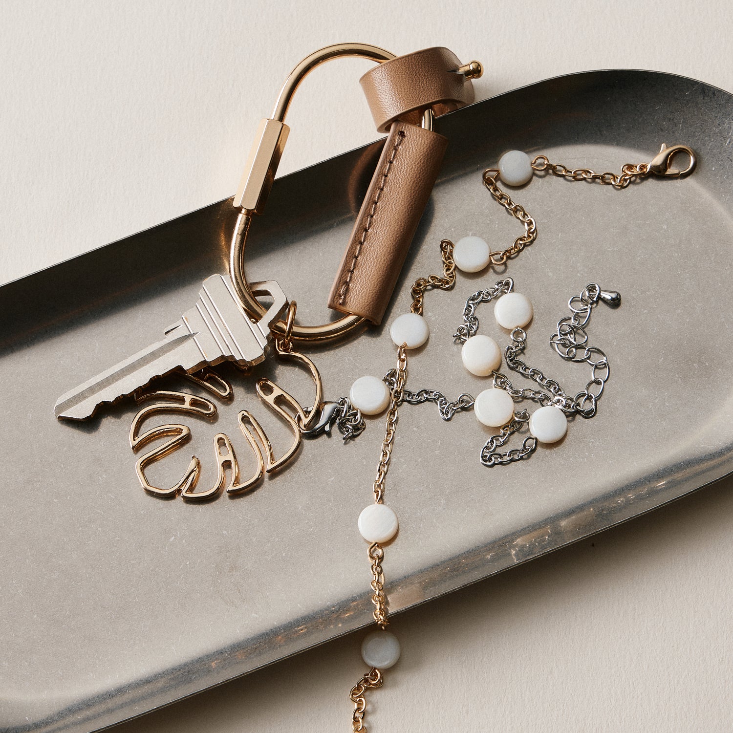 Minimal Chain Anklet with White Beads – Delicate Everyday Anklet