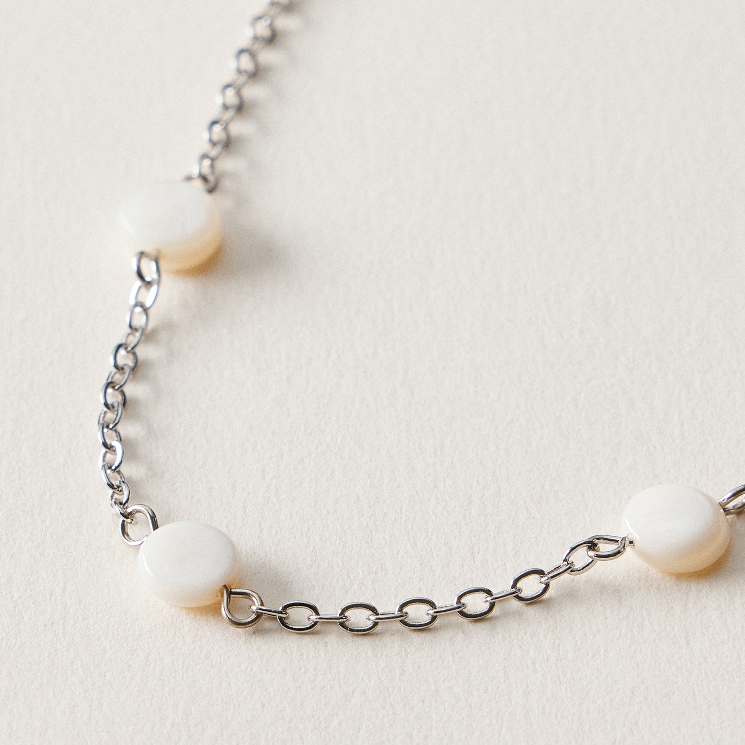 Minimal Chain Anklet with White Beads – Delicate Everyday Anklet