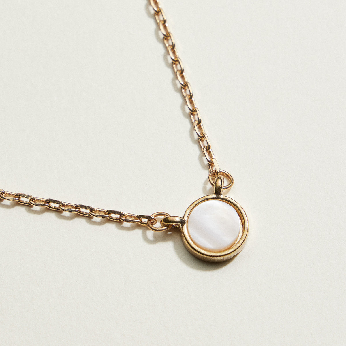 Dainty Pearl Circle Necklace | Pearl Jewelry