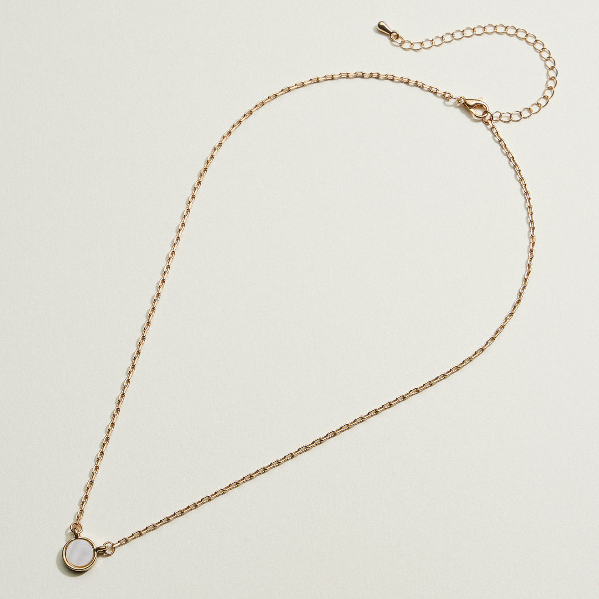 Dainty Pearl Circle Necklace | Pearl Jewelry