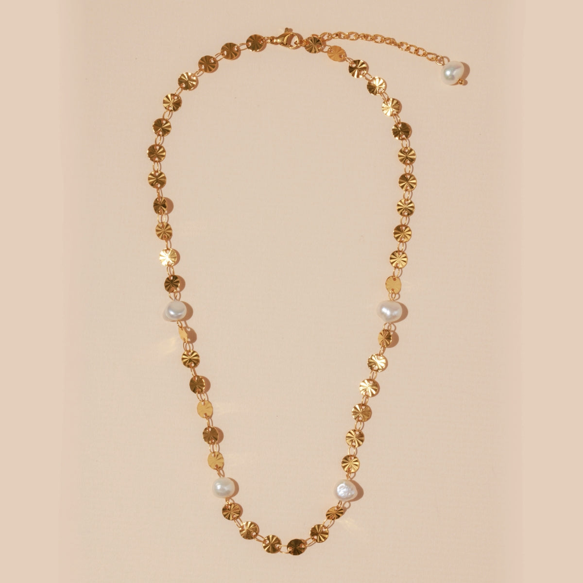 Pearl & Round Charm 18K Gold-Plated Stainless Steel | Necklace