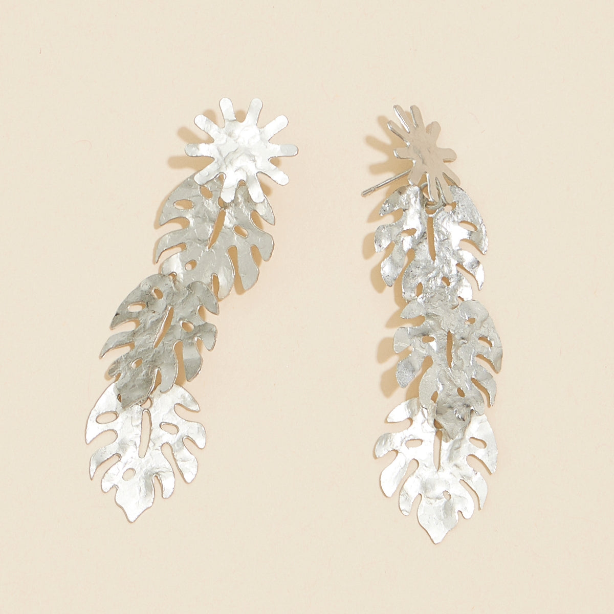 Elegant Tropical Leaf Linked Dangling Earrings