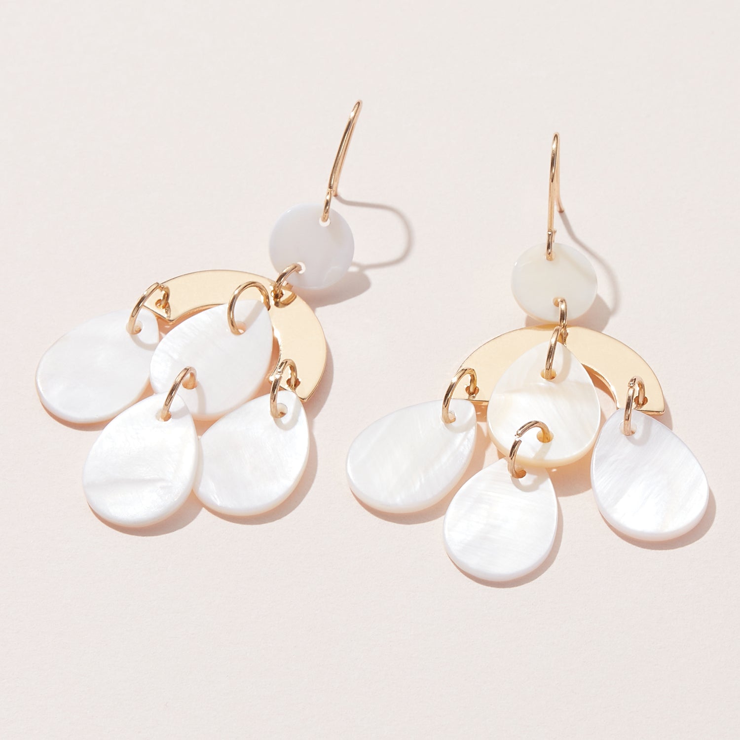 Fashion Forward Shell Dangling Earrings