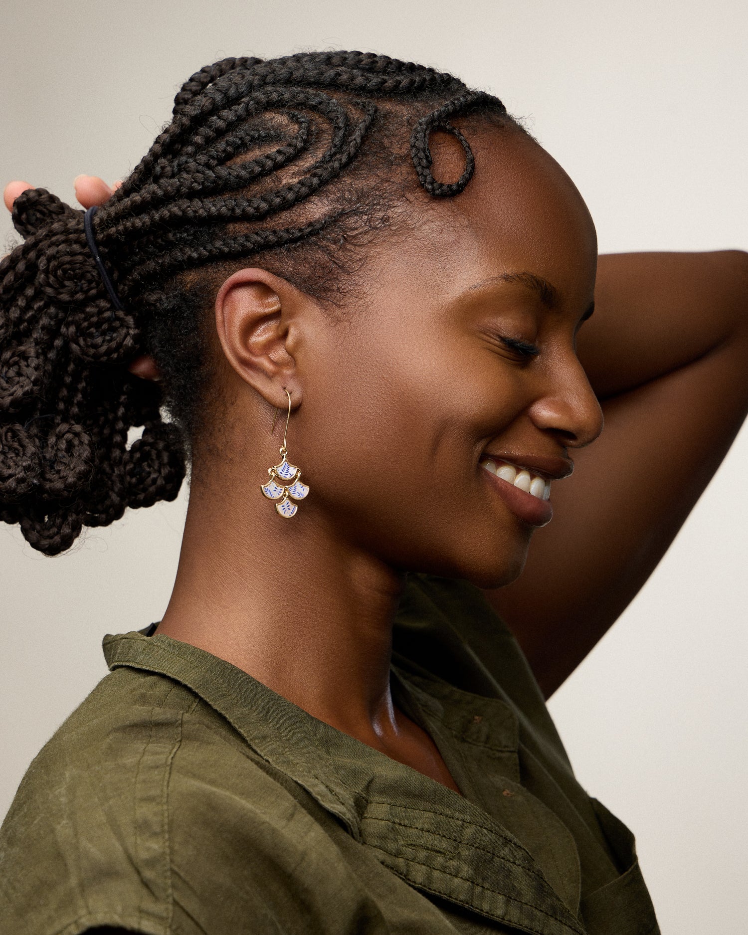 Boho-Chic Gold and Blue Mother of Pearl Drop Earrings – Floral Inlay Design