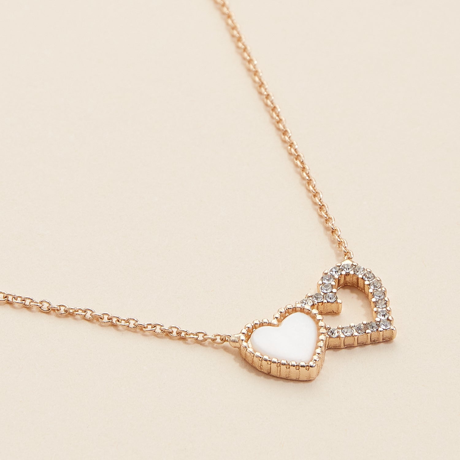 Heart Shell Charm Short Necklace