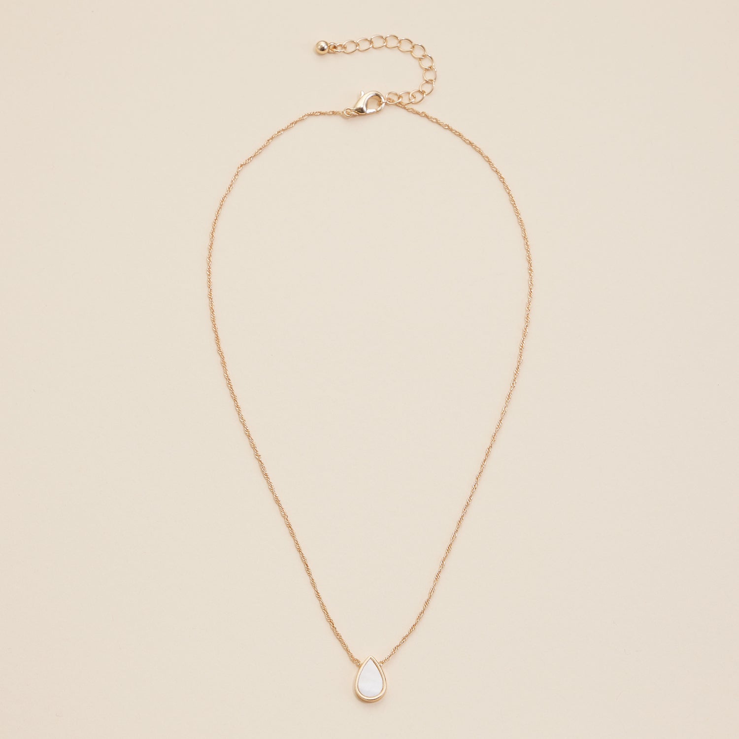 Short Necklace with Teardrop Shell Charm