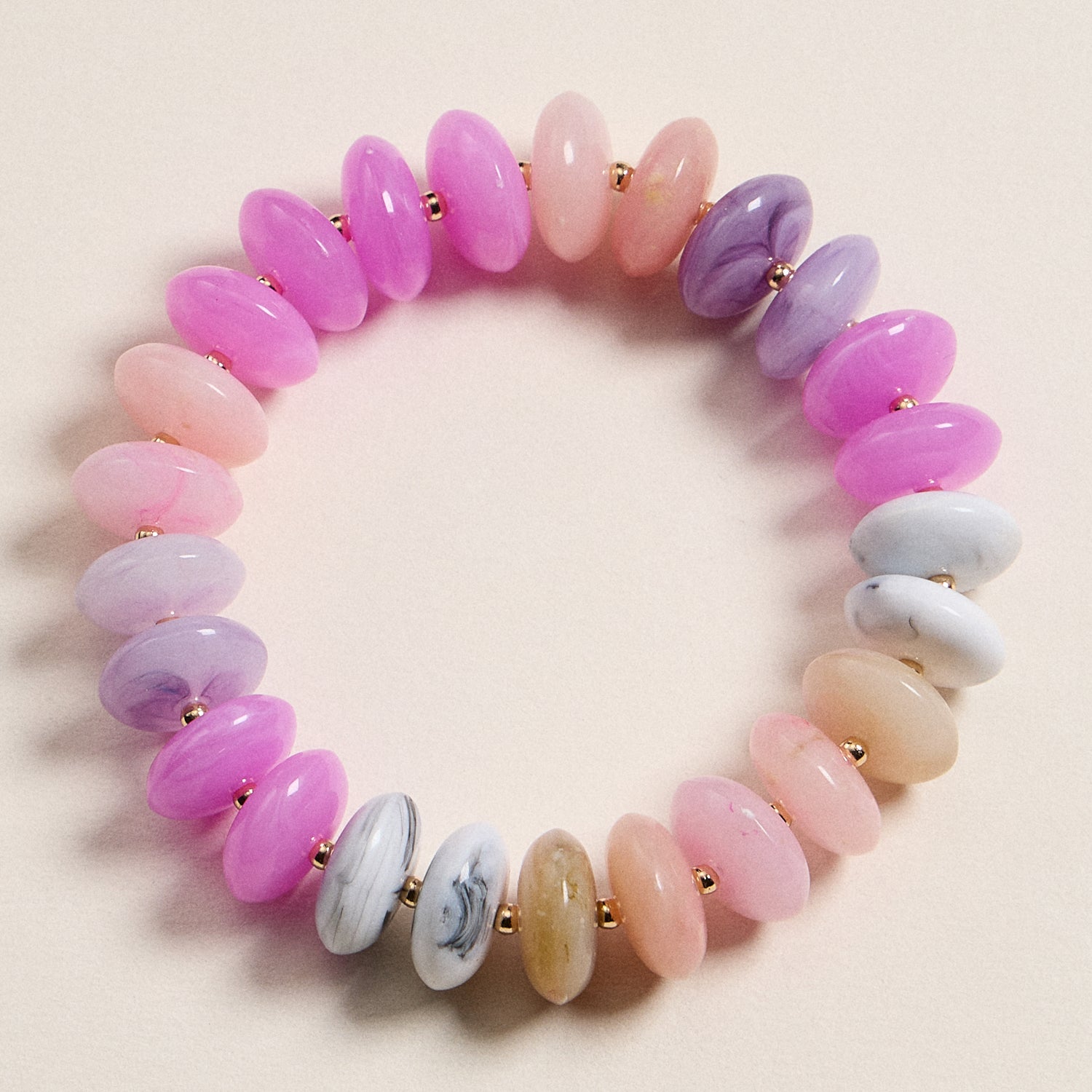 Gradient Resin Disk Stretch Bracelet in Ombre Tones