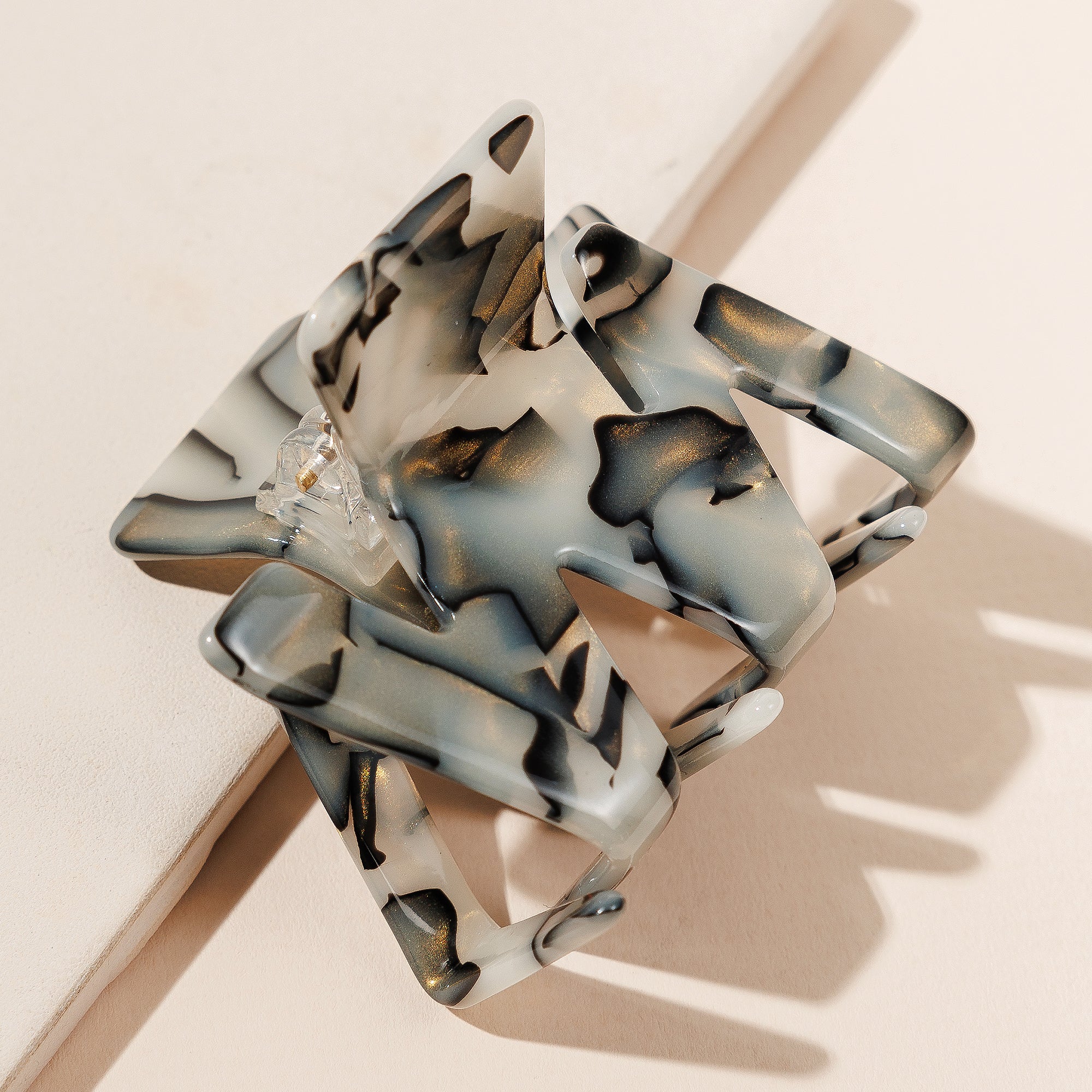 Chic Mini Zigzag Print Hair Claw