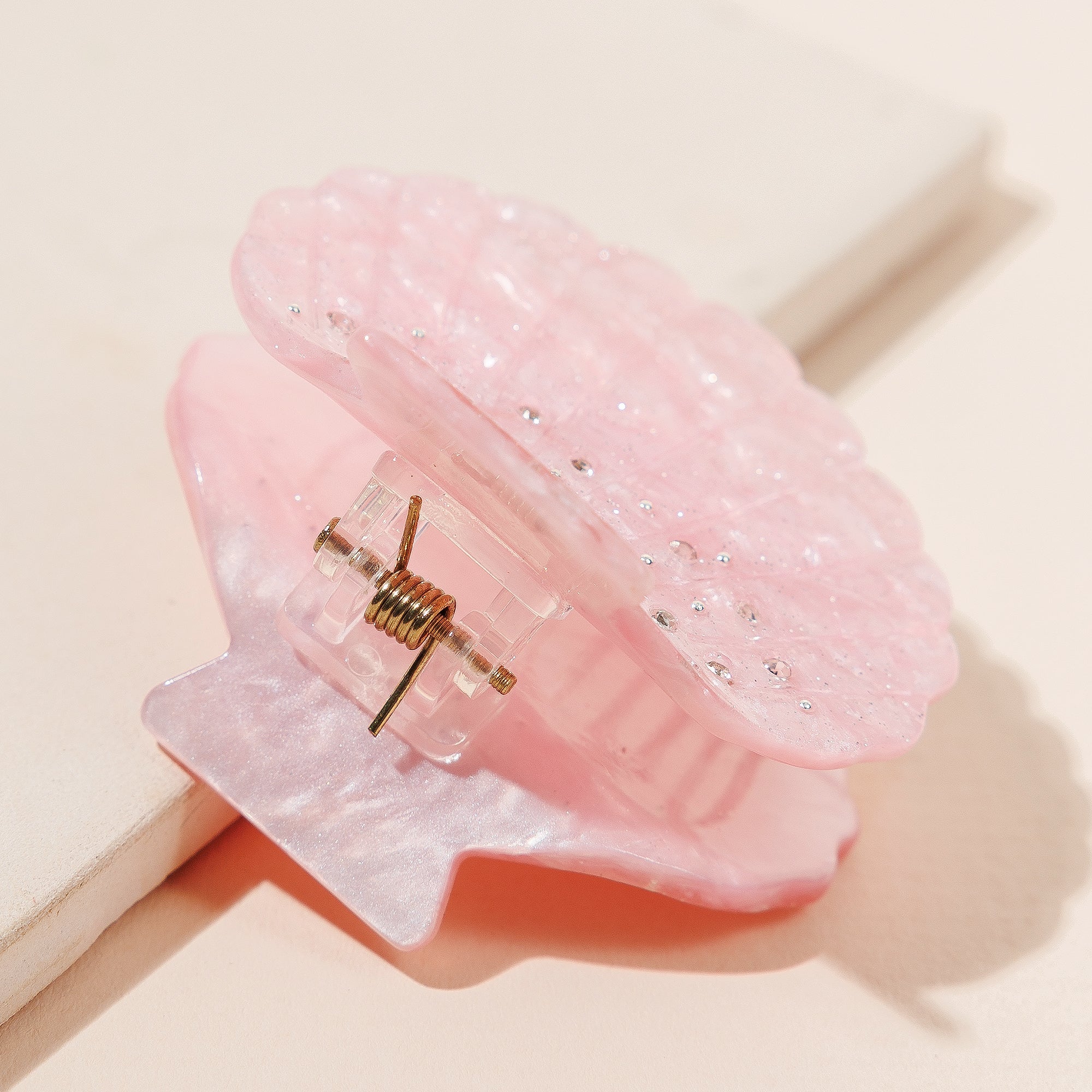 Elegant Seashell Rhinestone Hair Claw