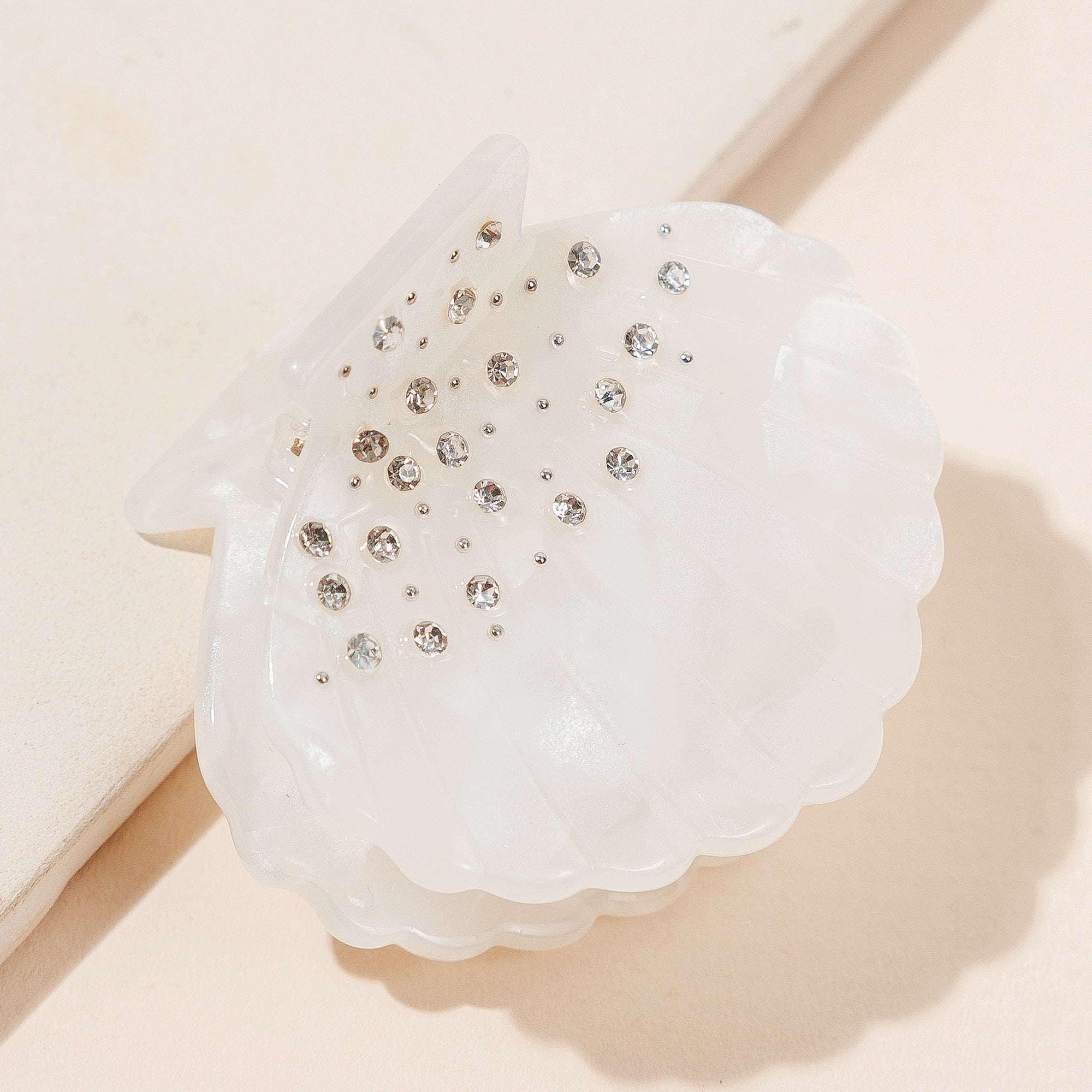 Elegant Seashell Rhinestone Hair Claw