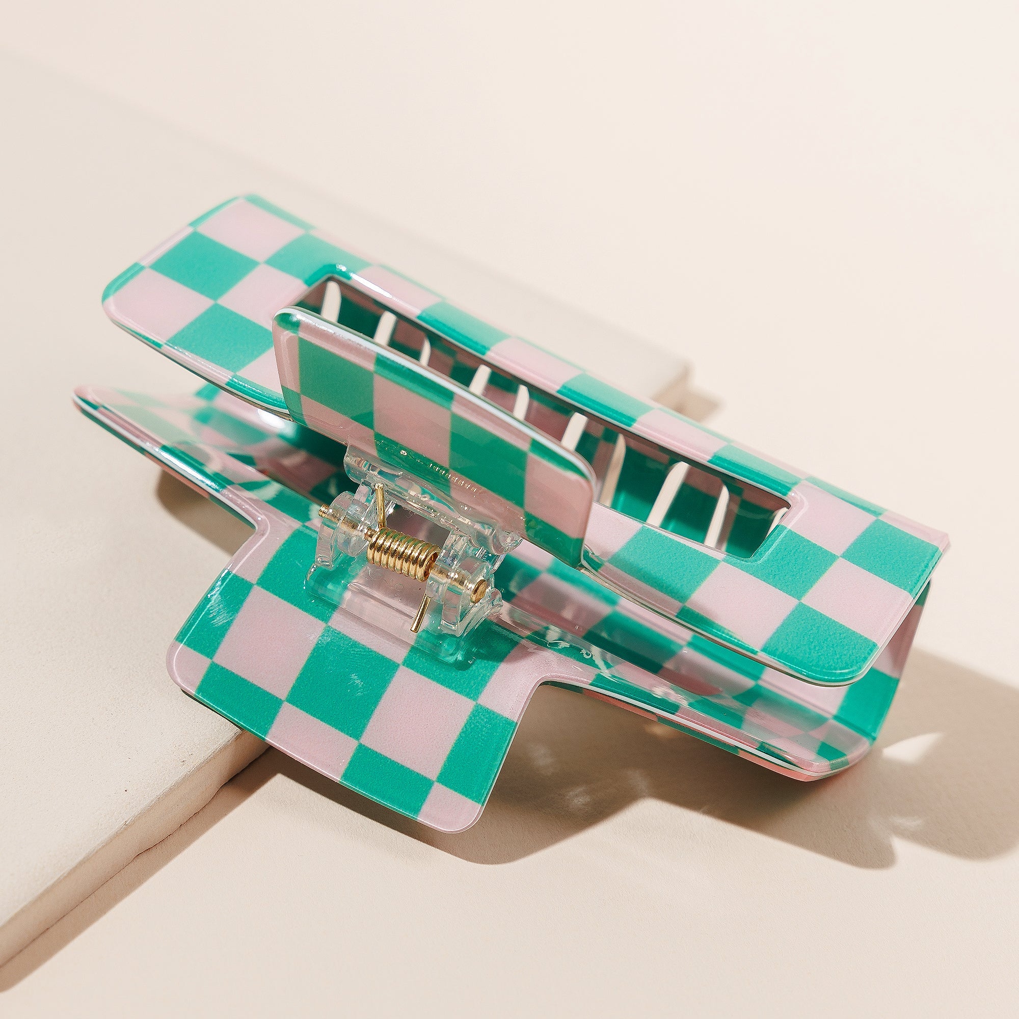 Modern Checkered Rectangle Hair Claw