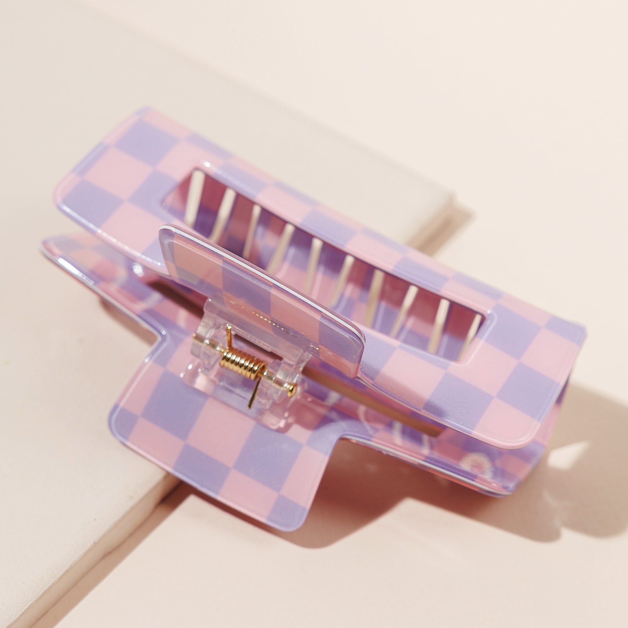 Modern Checkered Rectangle Hair Claw