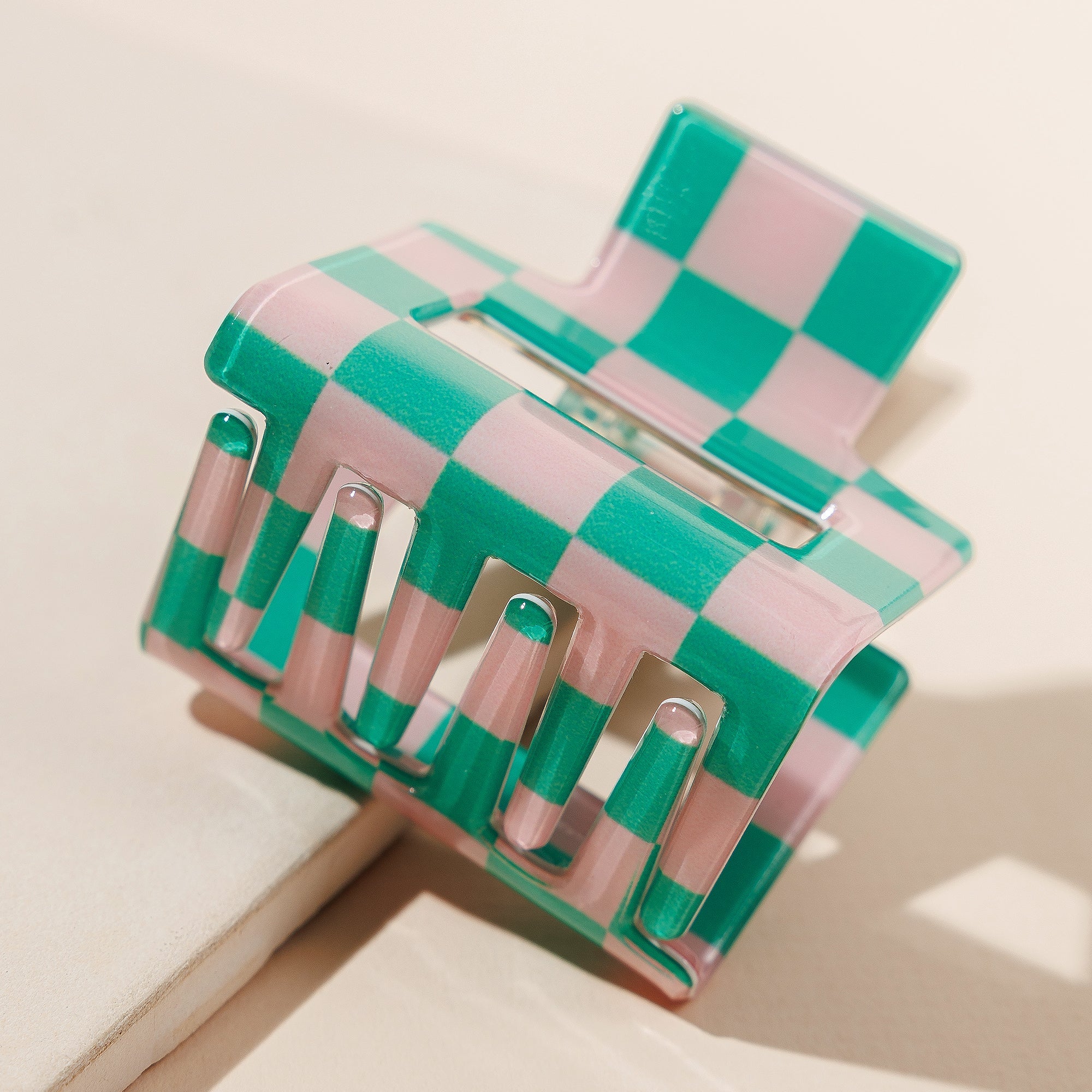 Trendy Checkered Square Hair Claw
