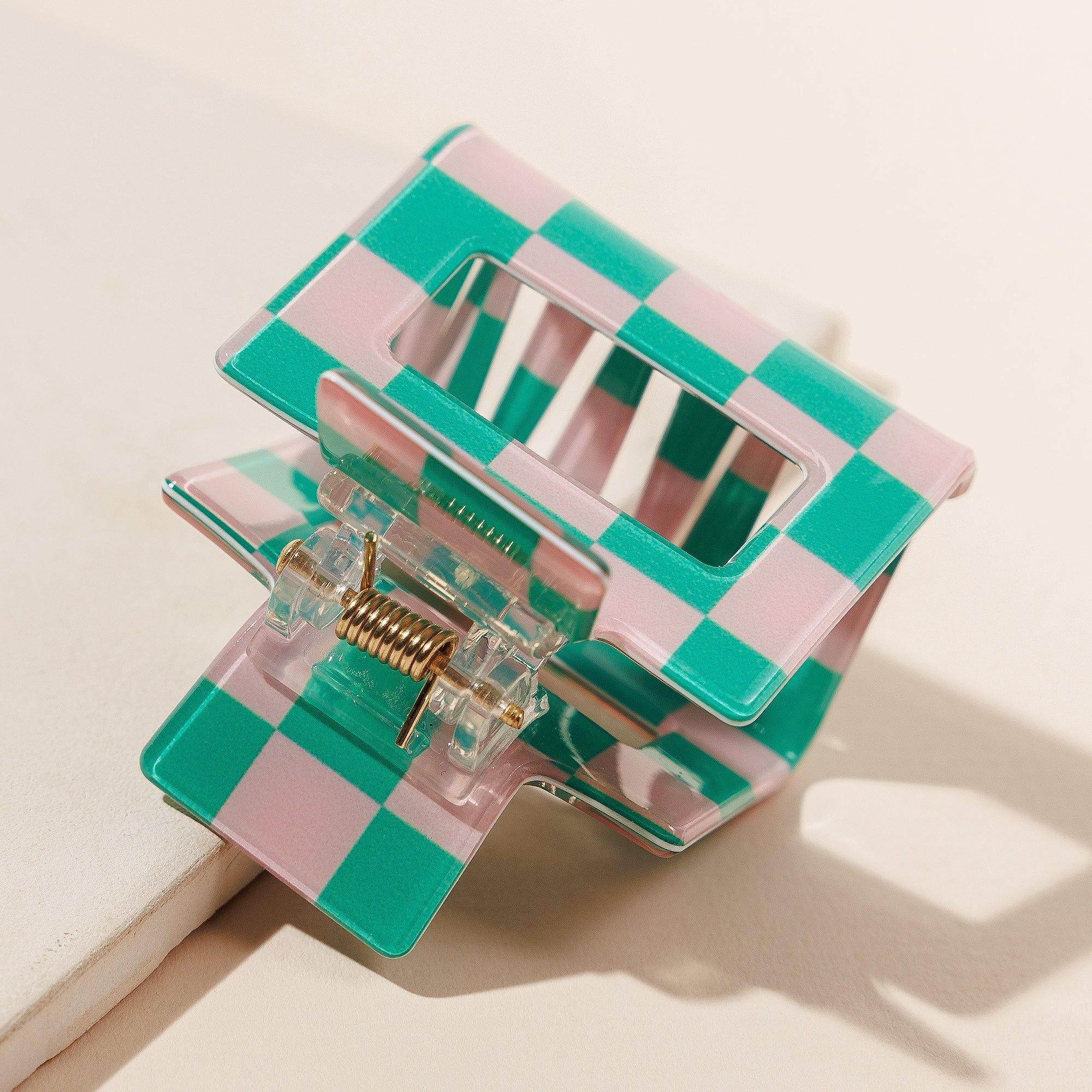 Trendy Checkered Square Hair Claw