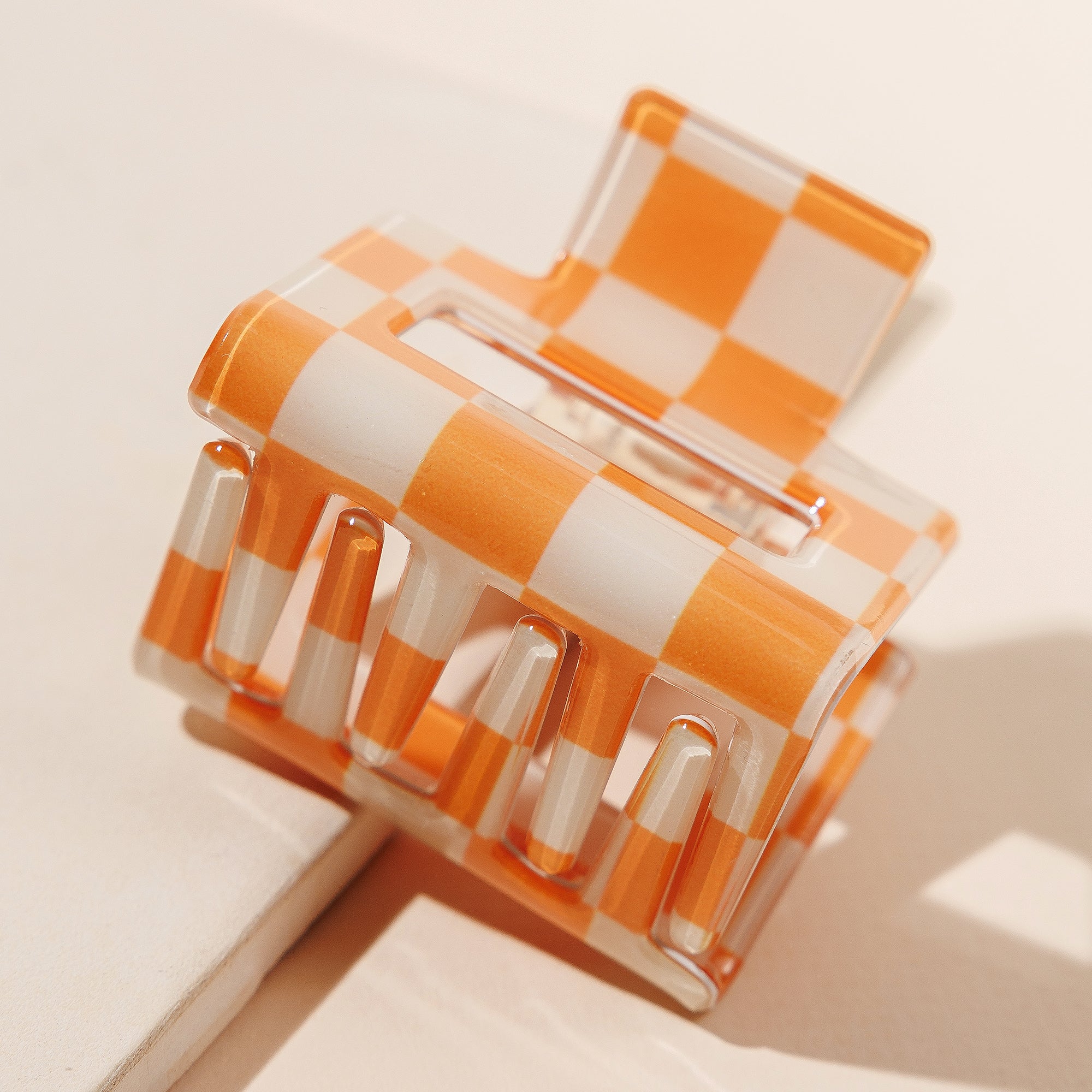 Trendy Checkered Square Hair Claw