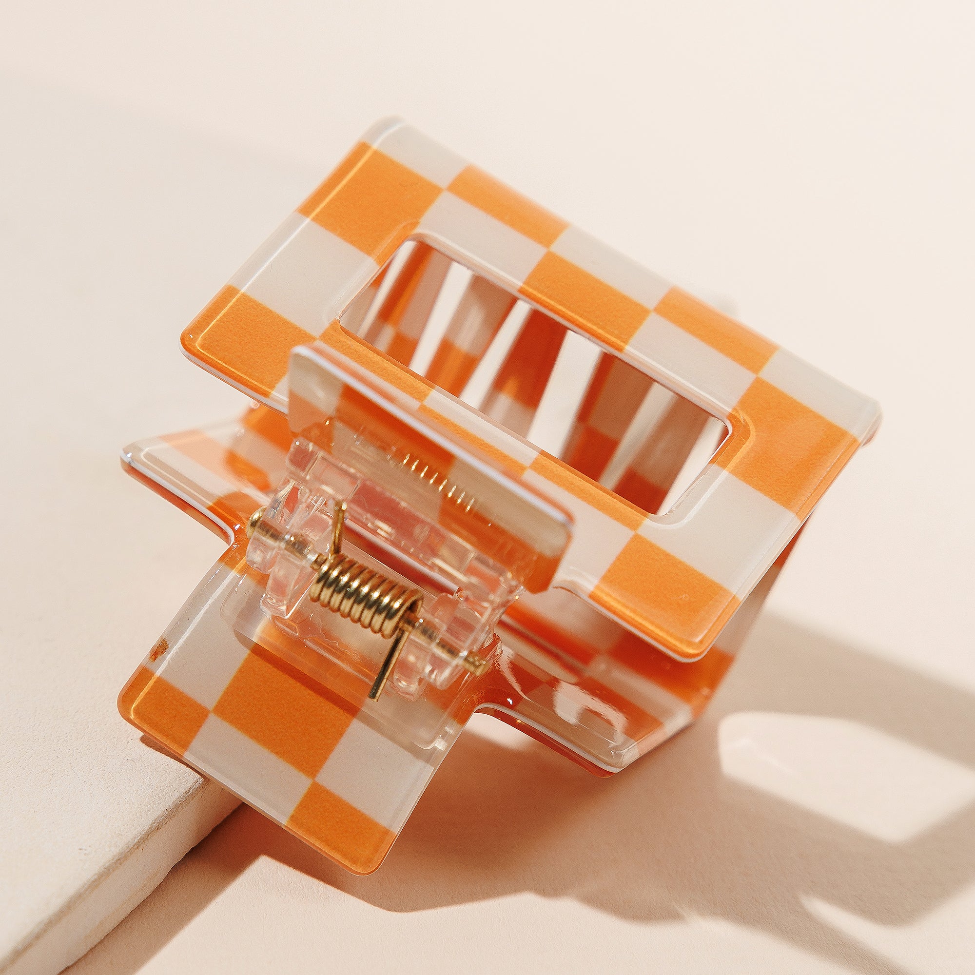 Trendy Checkered Square Hair Claw