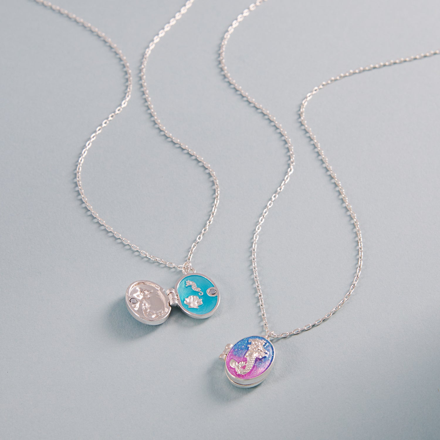 Seahorse Locket Necklace – Ocean-Inspired Silver Pendant with Hidden Charm