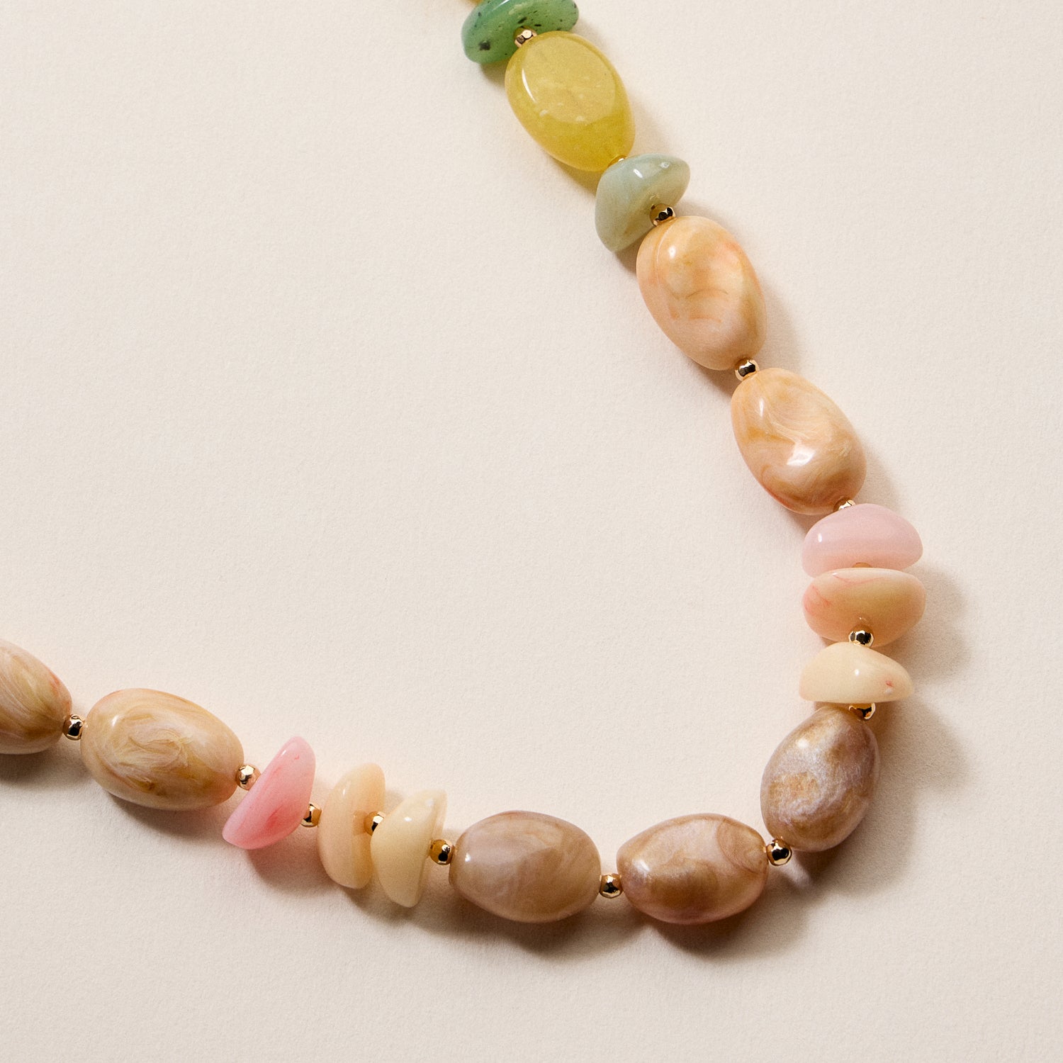 Organic Resin Bead Necklace – Colorful Chunky Beaded Statement Chain with Gold Accents, Adjustable Length