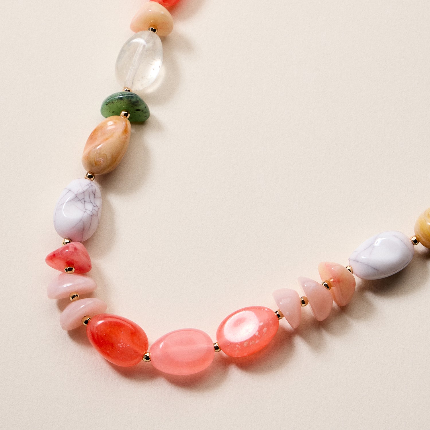 Organic Resin Bead Necklace – Colorful Chunky Beaded Statement Chain with Gold Accents, Adjustable Length