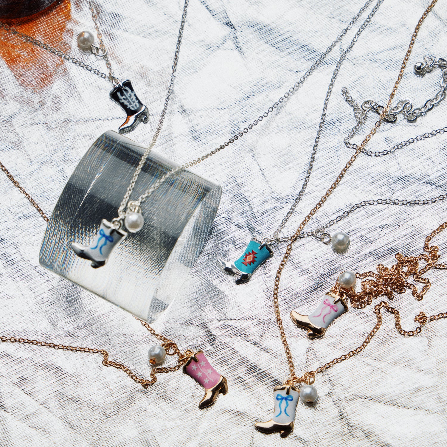 Boot Enamel Necklace – Cowboy Boot Pendant with Printed Detail & Pearl Accent - Frem
