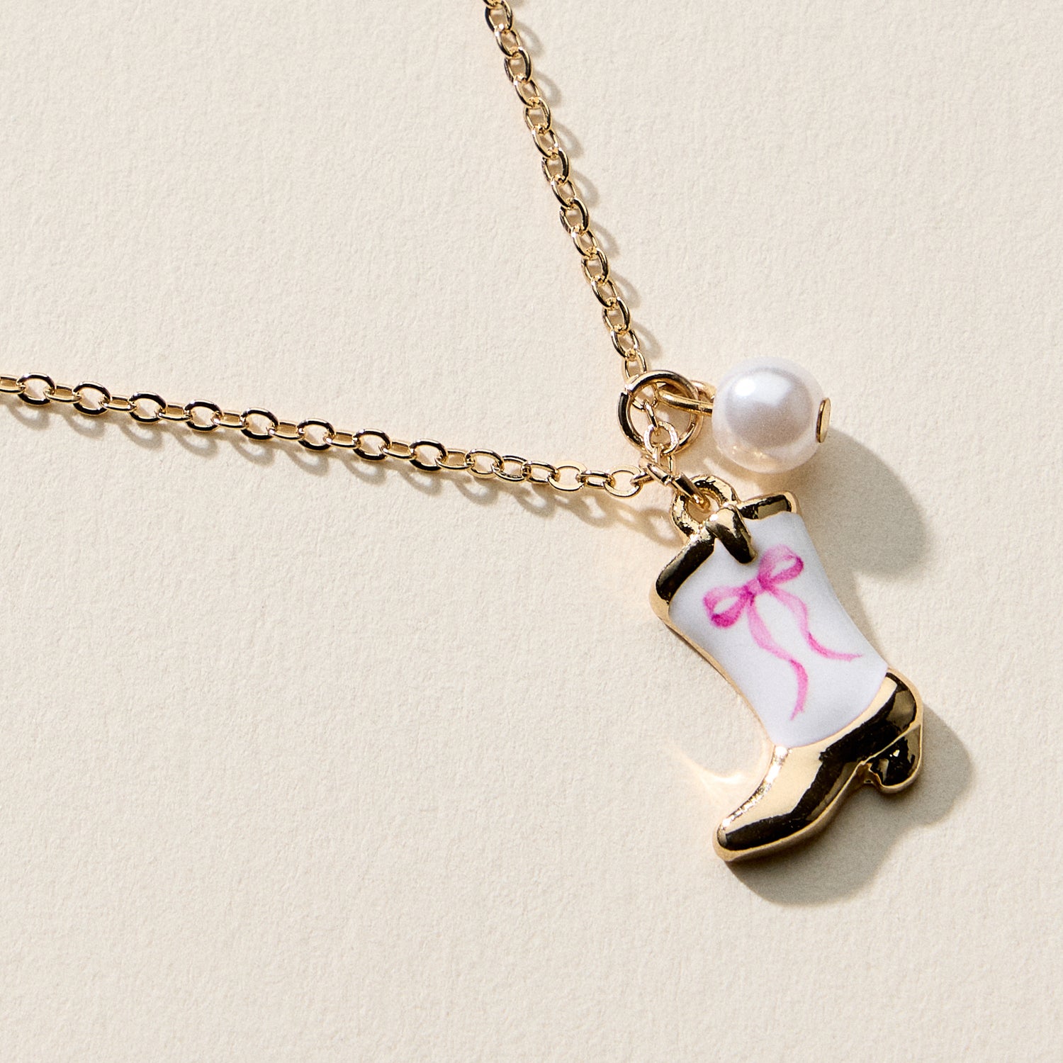 Boot Enamel Necklace – Cowboy Boot Pendant with Printed Detail & Pearl Accent - Frem