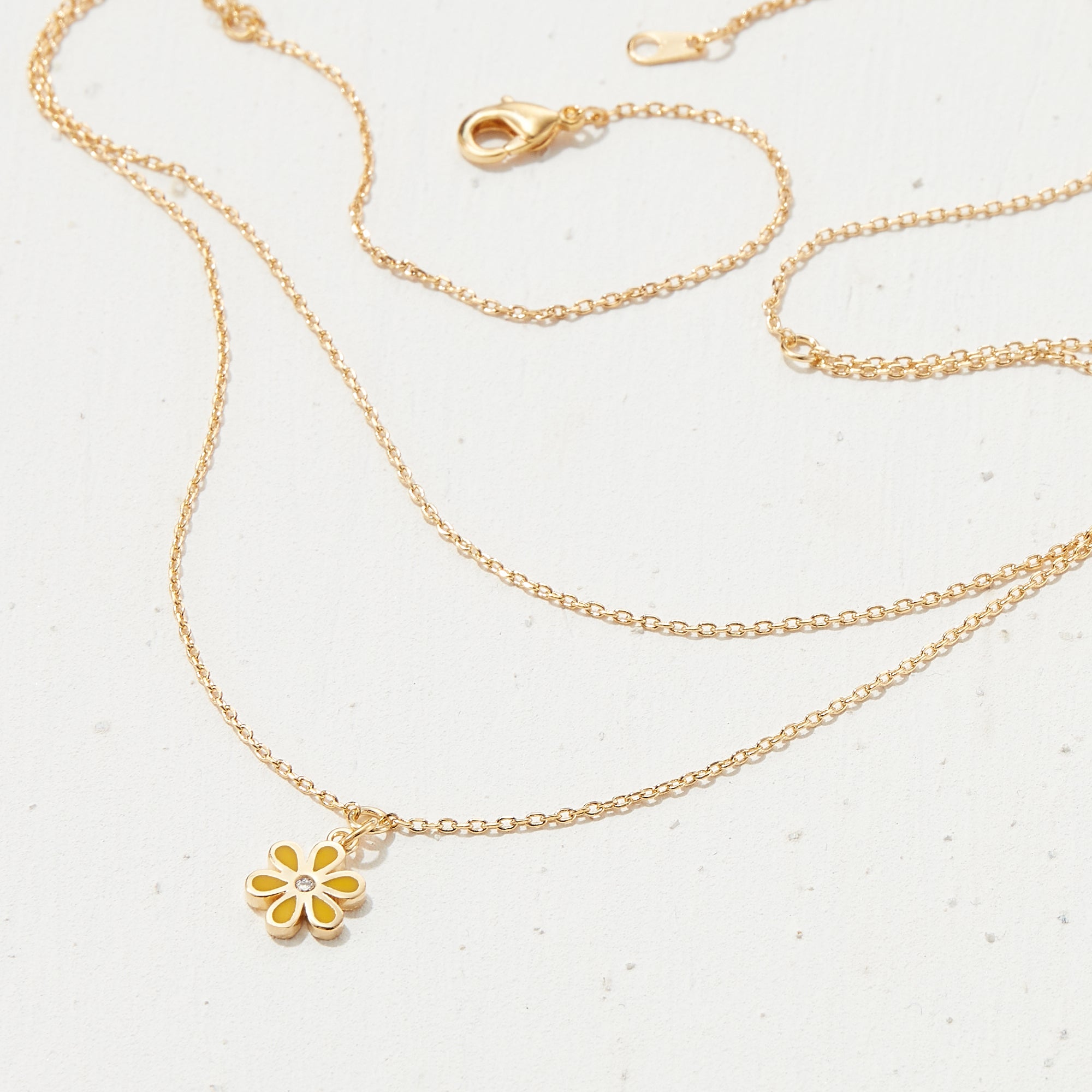 Gold Dipped Dainty Flower Pendant Layered Necklace - Frem