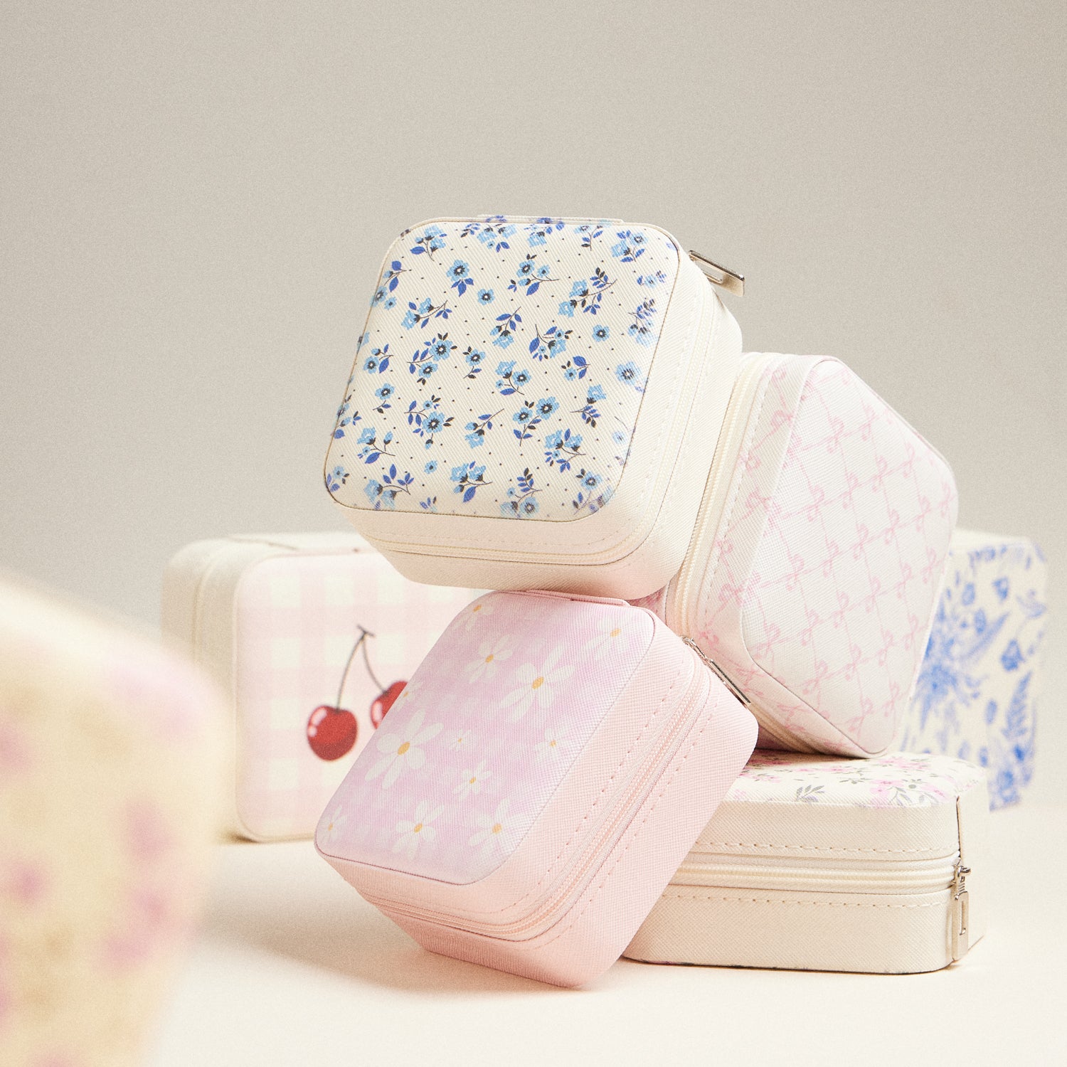 Travel-Size Jewelry Box with Blue Floral Pattern