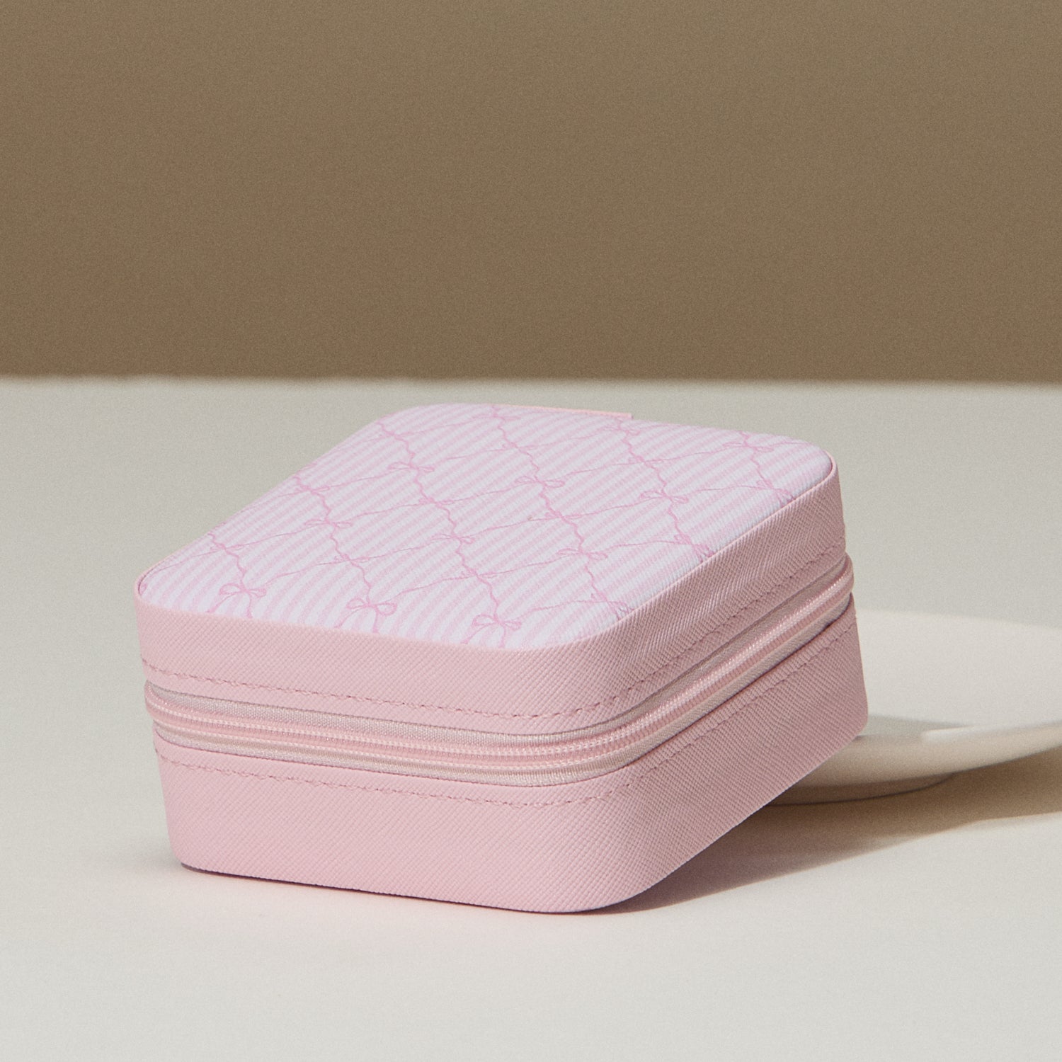 Travel-Size Jewelry Box with Bow Monogram Print