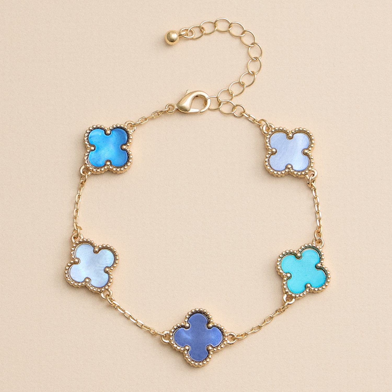 Multicolor Shell Charm Bracelet with Gold Accents - Frem