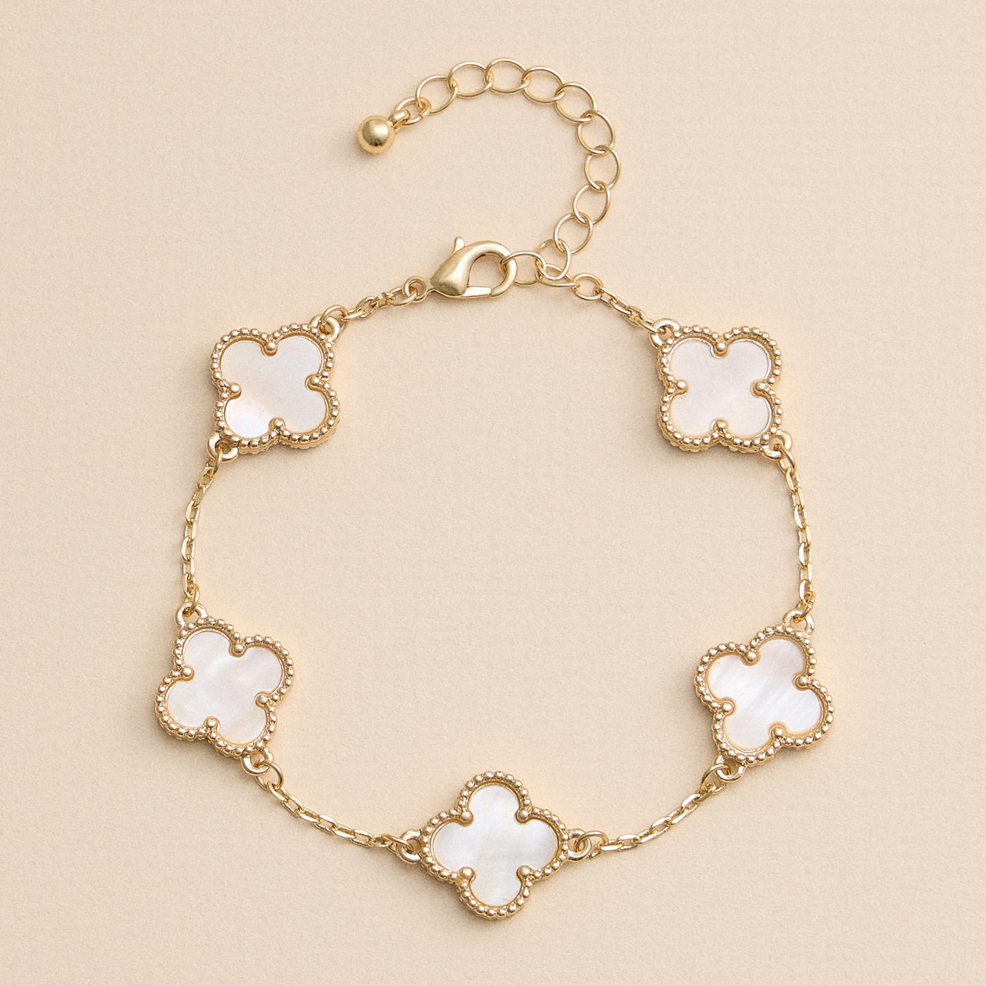Multicolor Shell Charm Bracelet with Gold Accents - Frem
