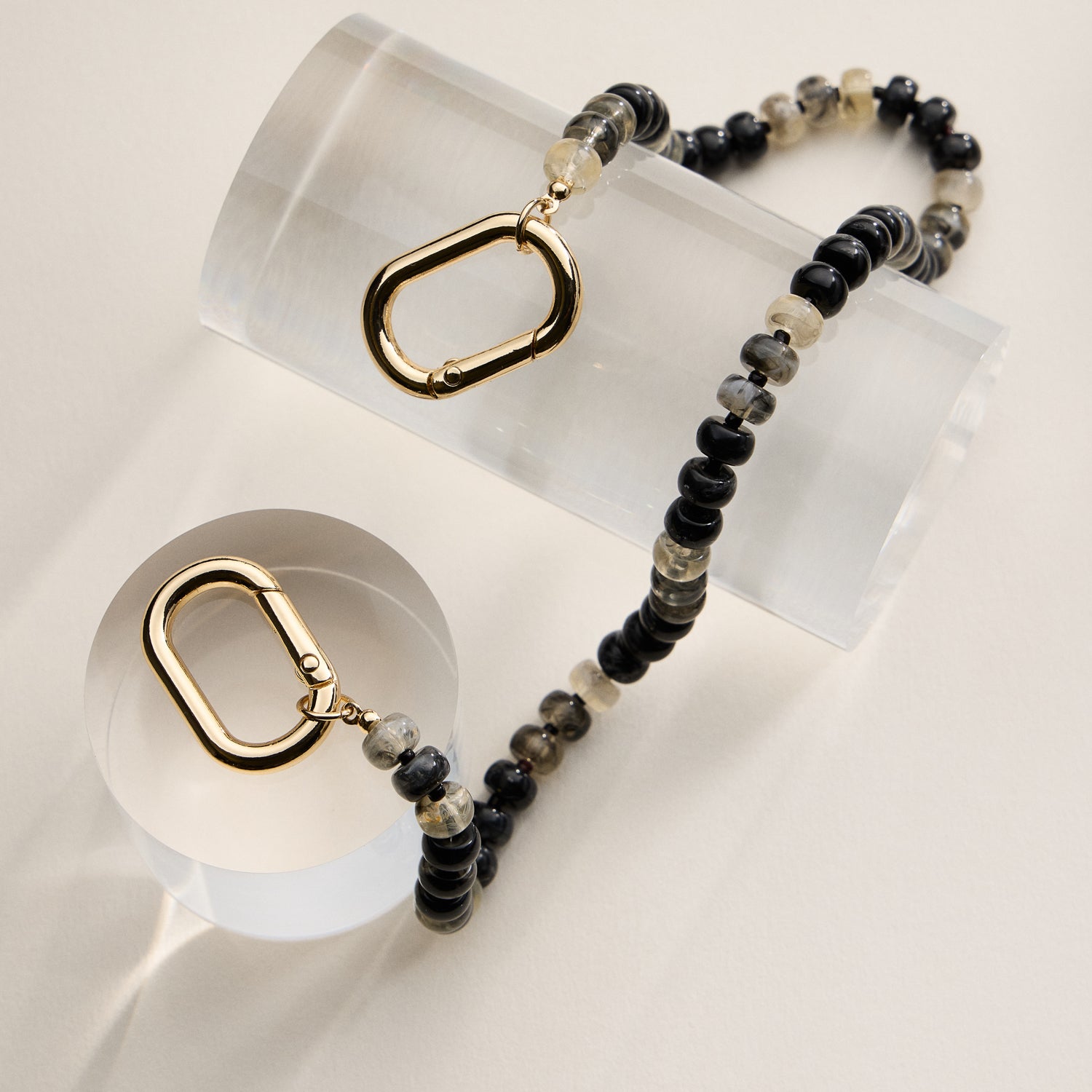 Colorful Beaded Bag Charm with Gold Clasp Trendy Accessory - Frem
