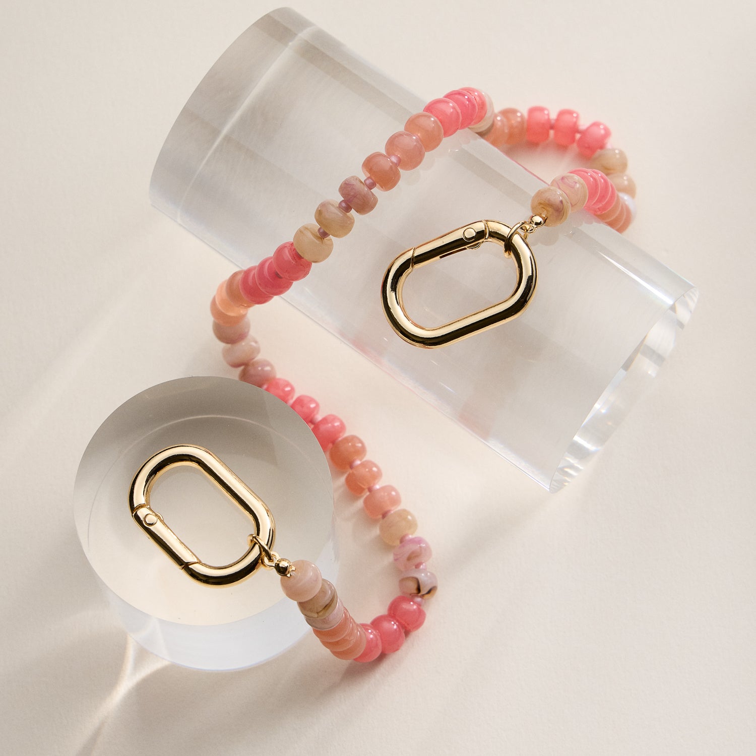 Colorful Beaded Bag Charm with Gold Clasp Trendy Accessory - Frem