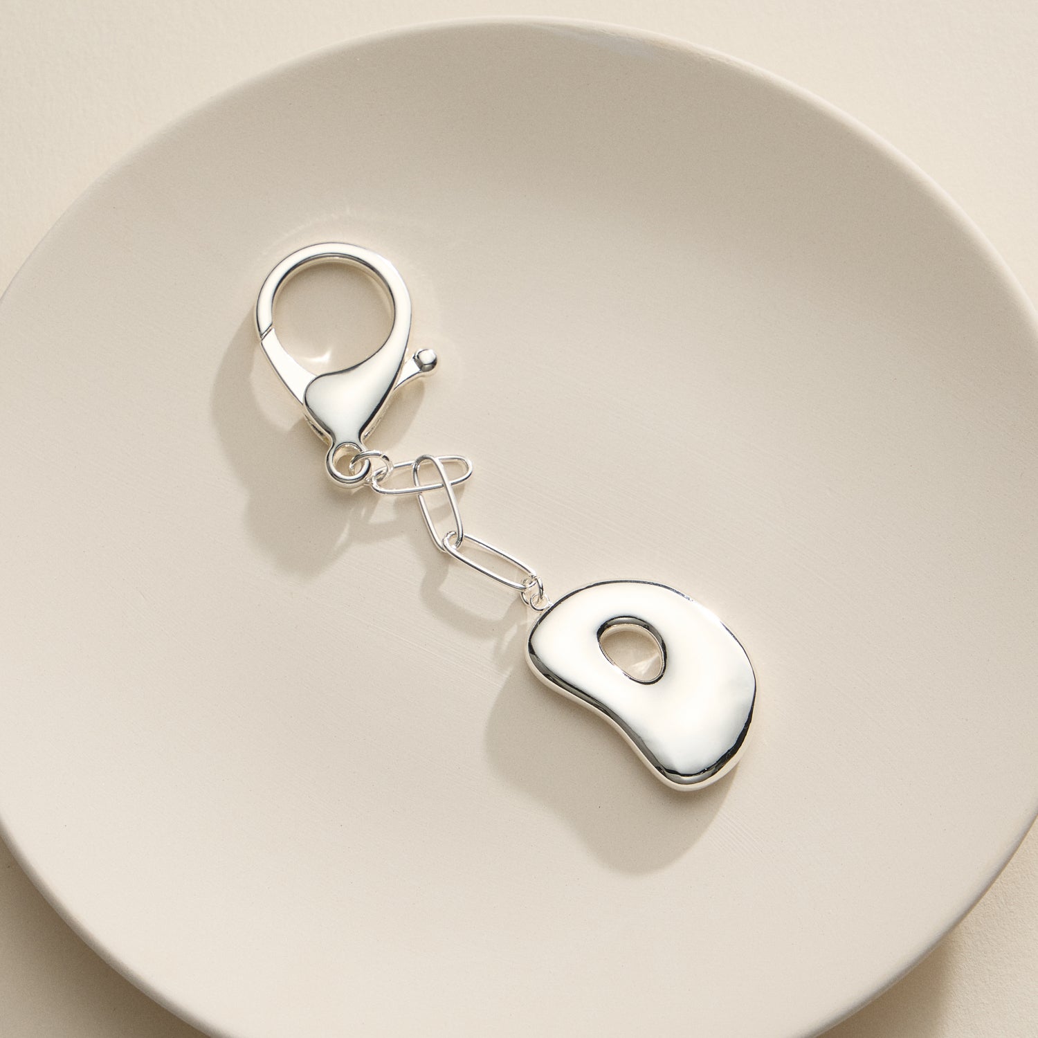 Personalized Bubble Initial Keychain – 18K Gold and Silver Tone Letter Charm - Frem