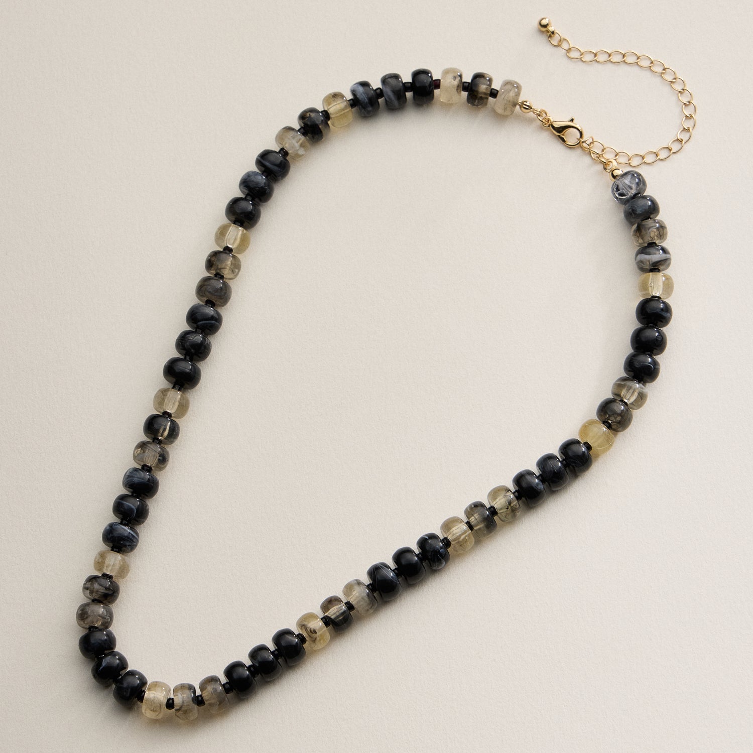 Gradient Color Round Disc Beaded Necklace