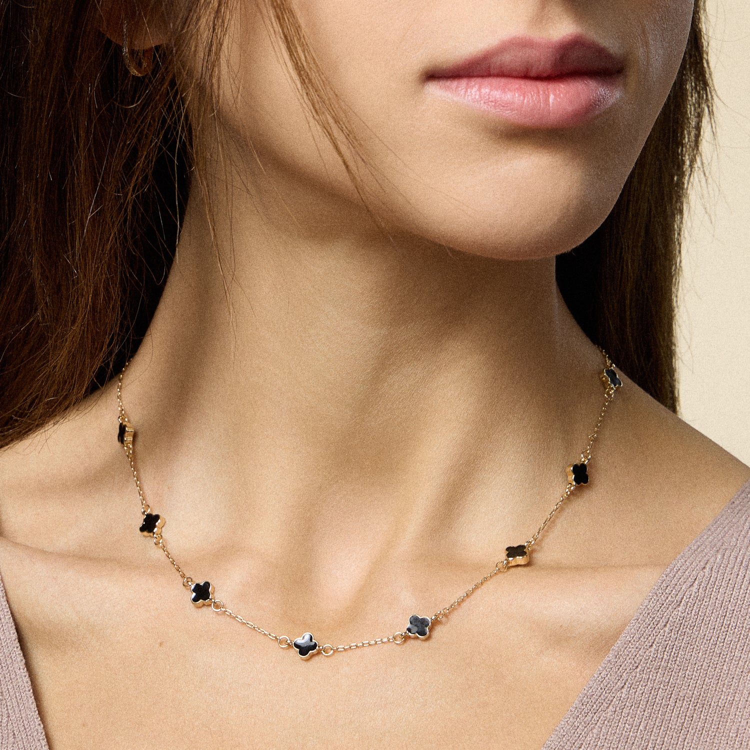 Enamel Clover Station | Necklace