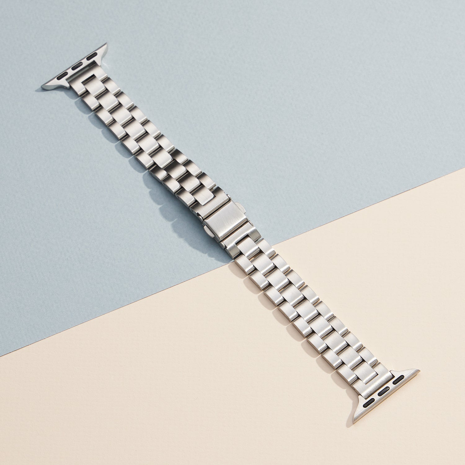 Stylish Gold and Silver Stainless Steel Apple Watch Bands – Modern Elegant Design
