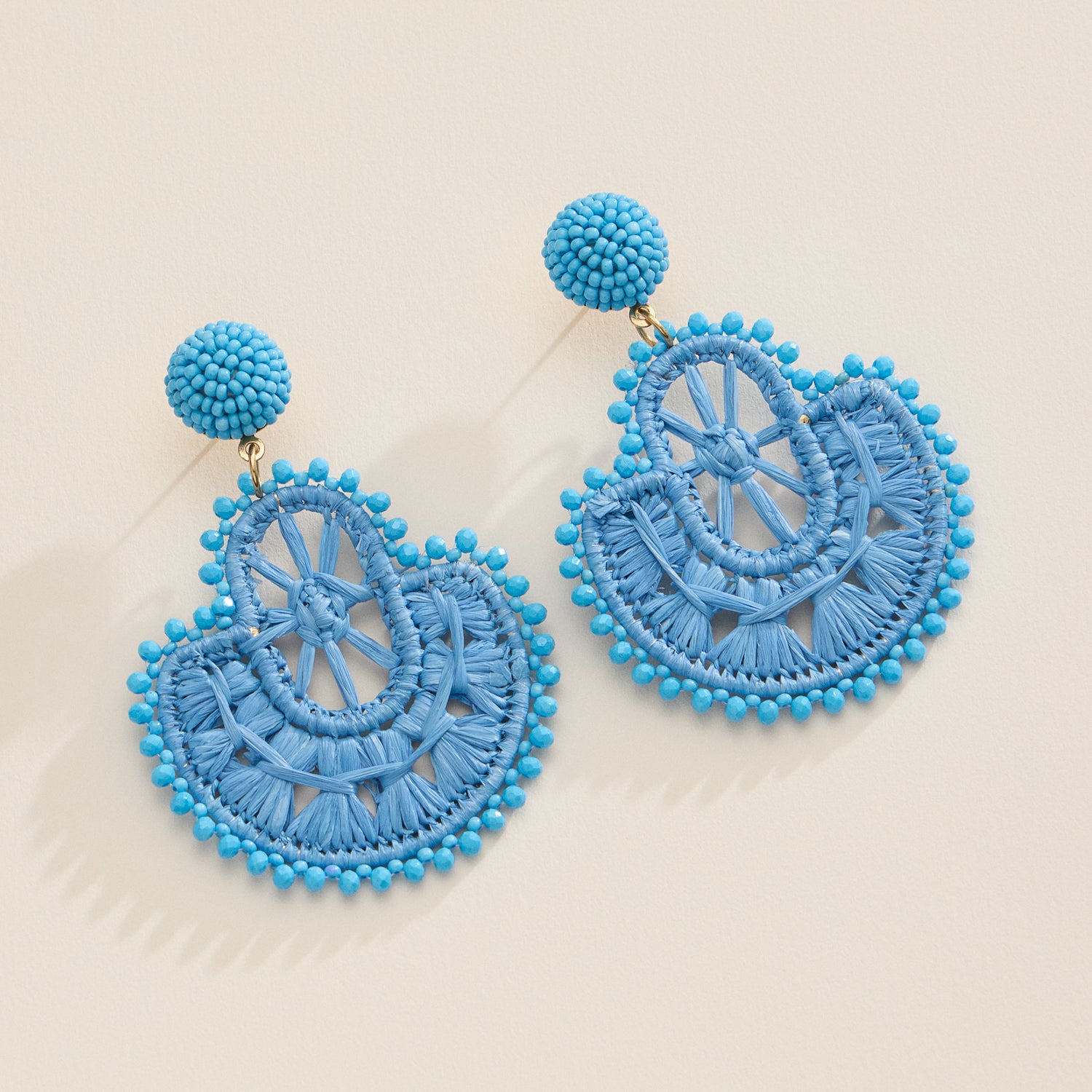 Raffia Fan Drop Earrings – Lightweight Boho-Chic Design