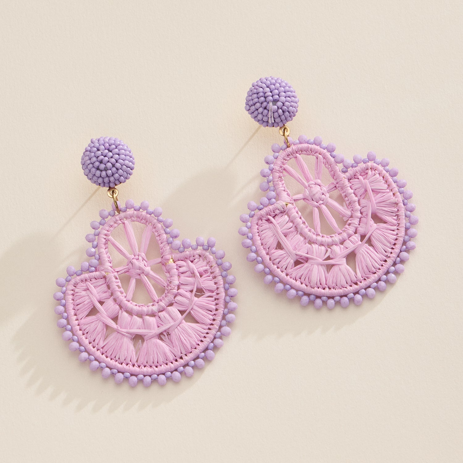 Raffia Fan Drop Earrings – Lightweight Boho-Chic Design