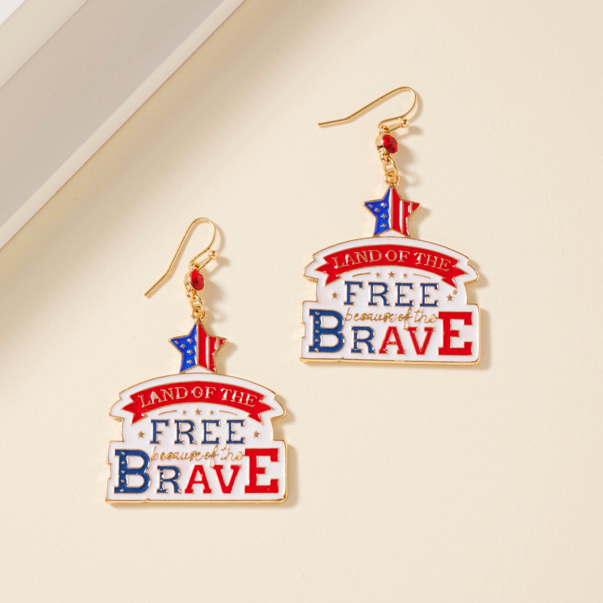 Festive “Land of the Free” Dangling Earrings