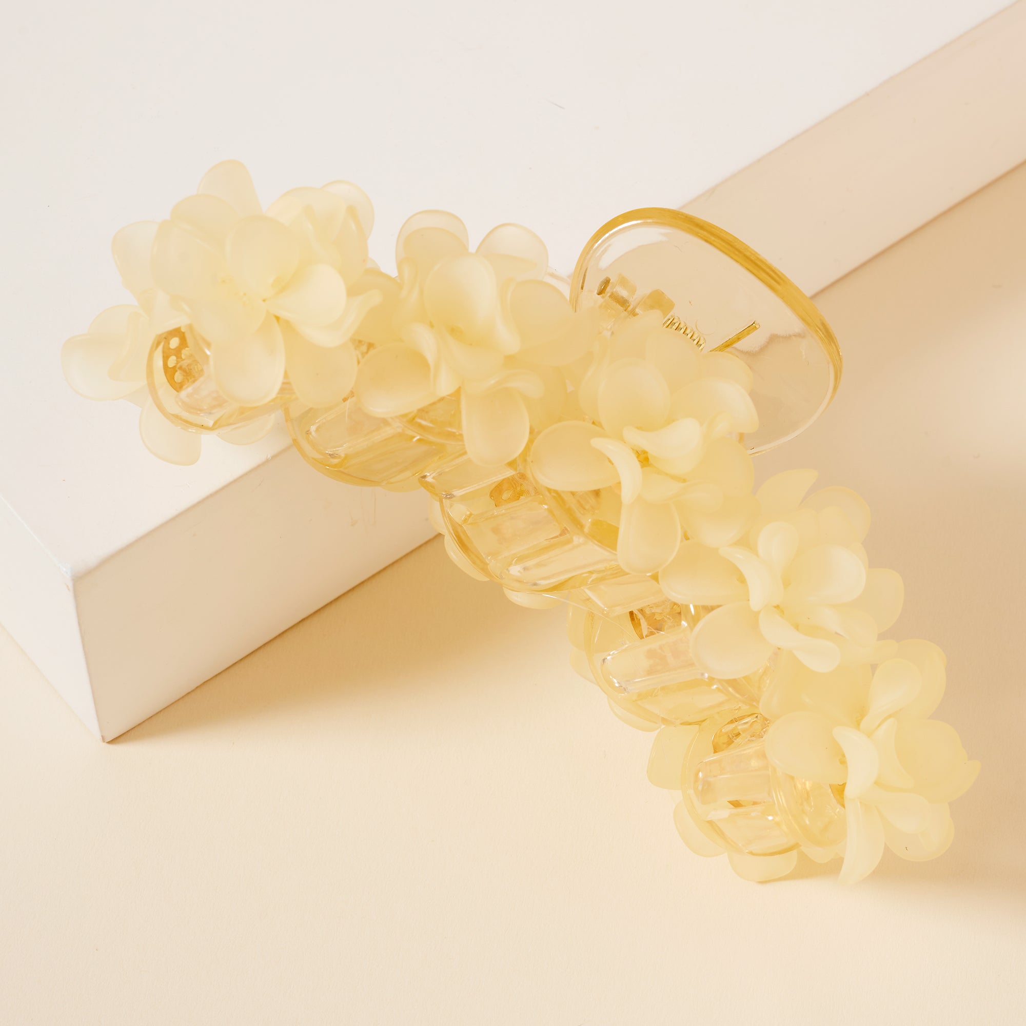 Stylish 3D Flower Hair Claw
