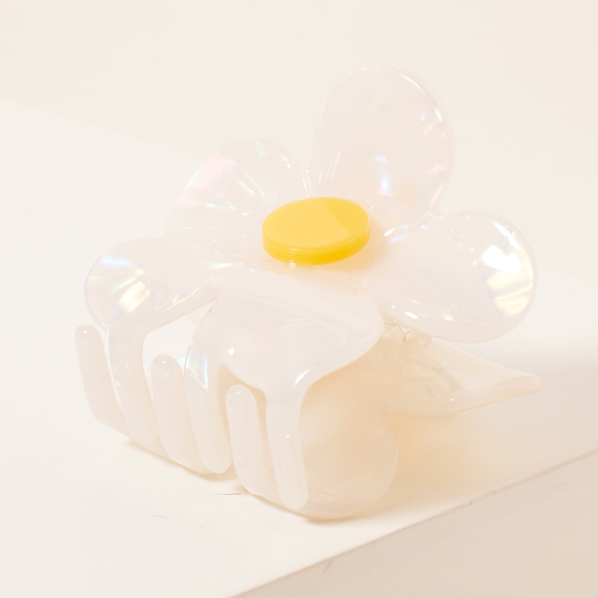 Delicate Daisy Flower Hair Claw