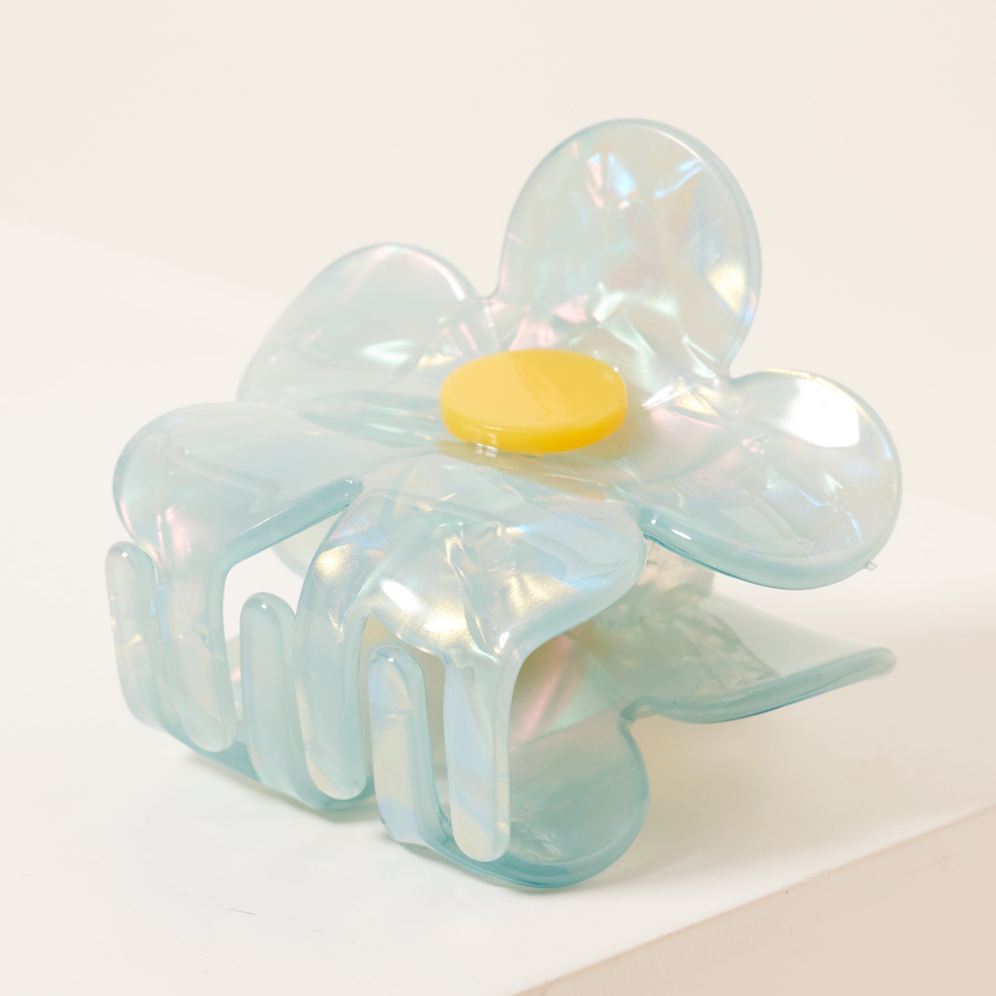 Delicate Daisy Flower Hair Claw