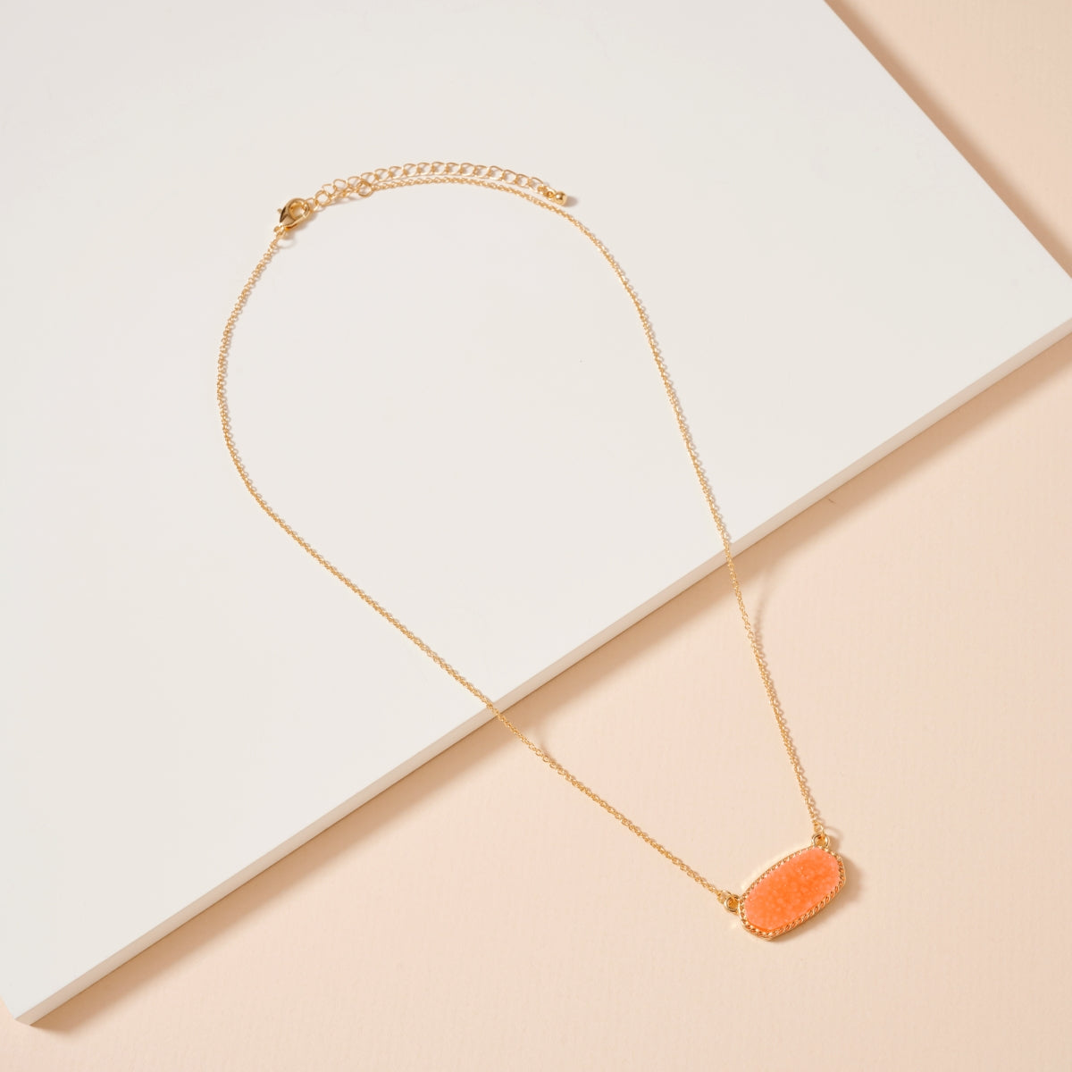 Druzy Stone Charm Short Necklace