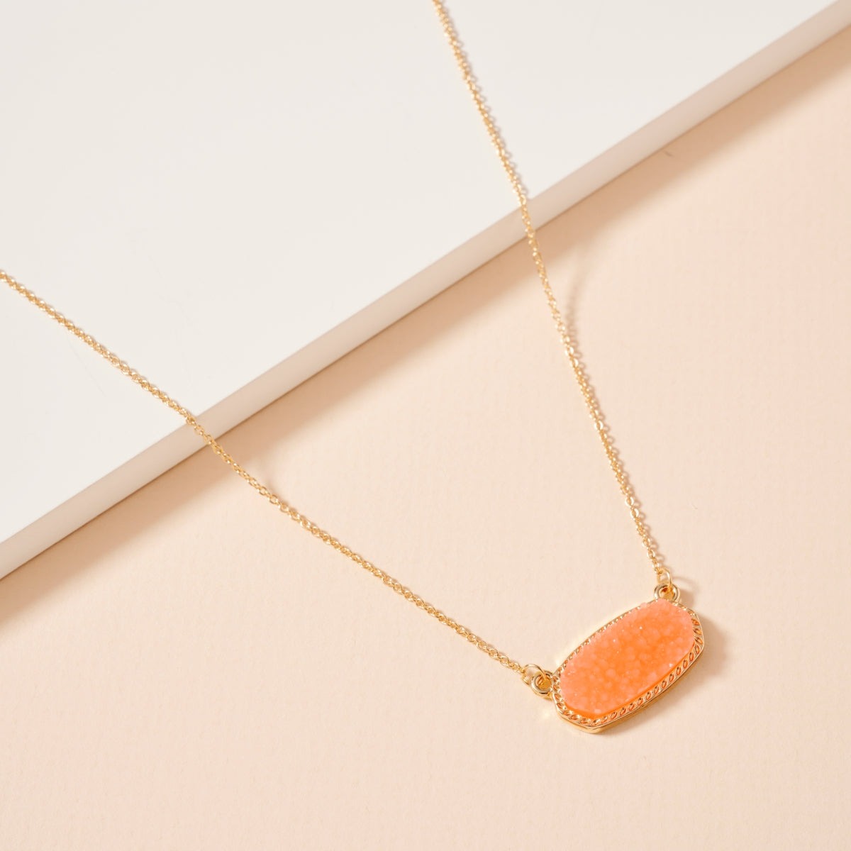 Druzy Stone Charm Short Necklace