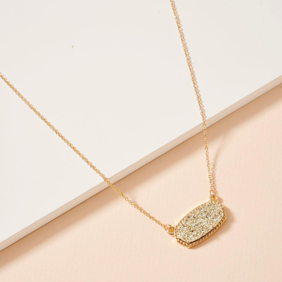 Druzy Stone Charm Short Necklace