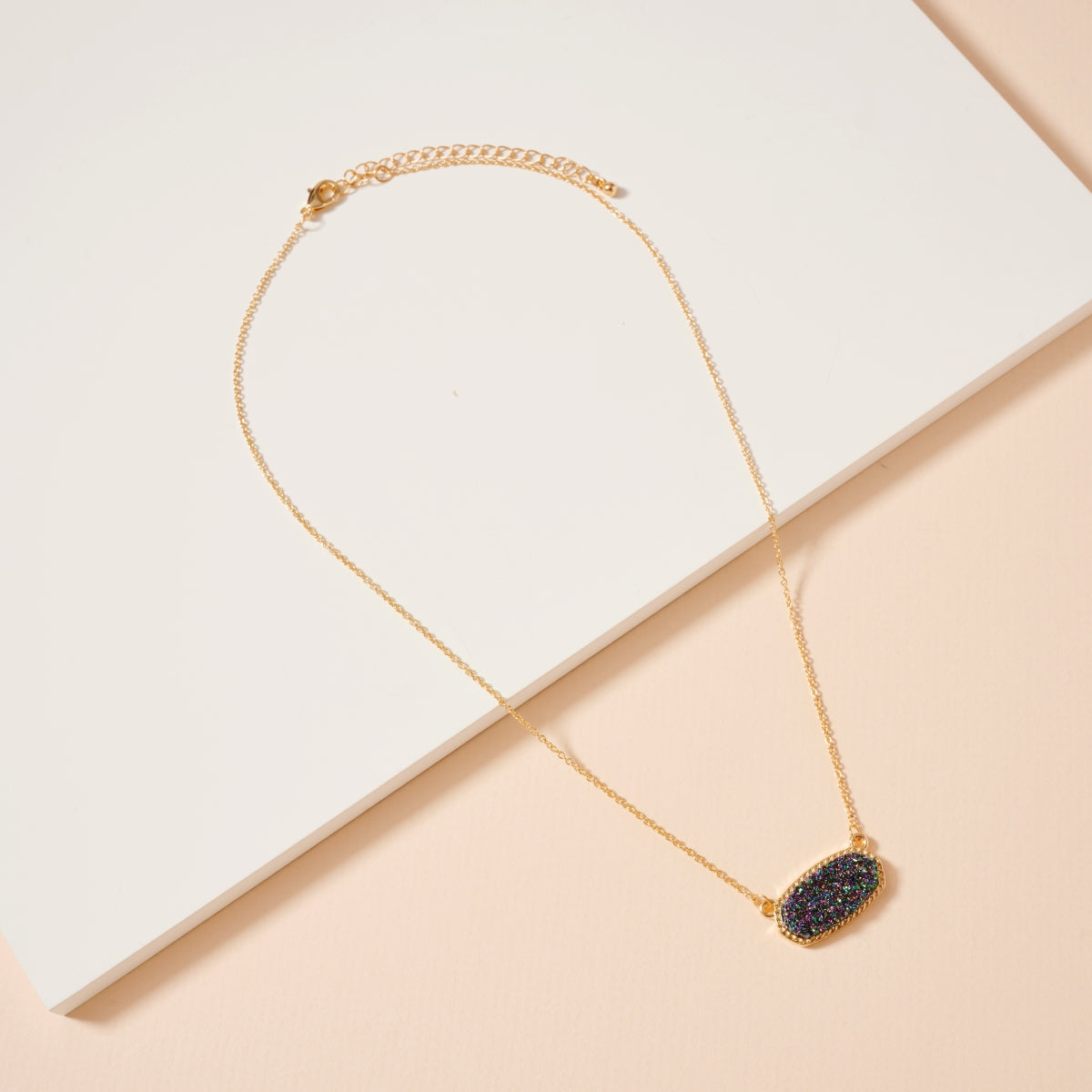 Druzy Stone Charm Short Necklace